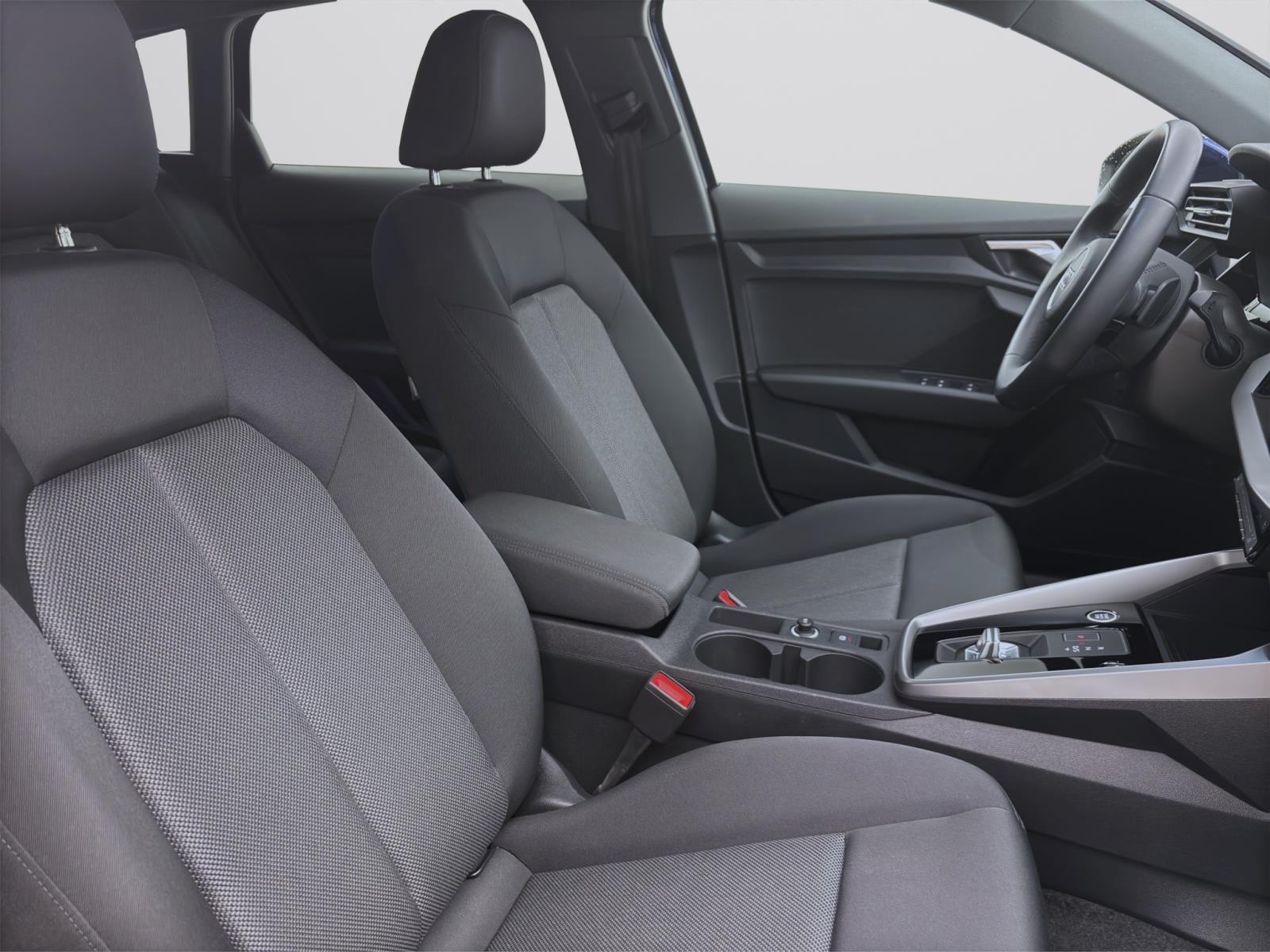 Audi A3 Sportback 35 TFSI ADVANCED SOUND KLIMA AHK LM17