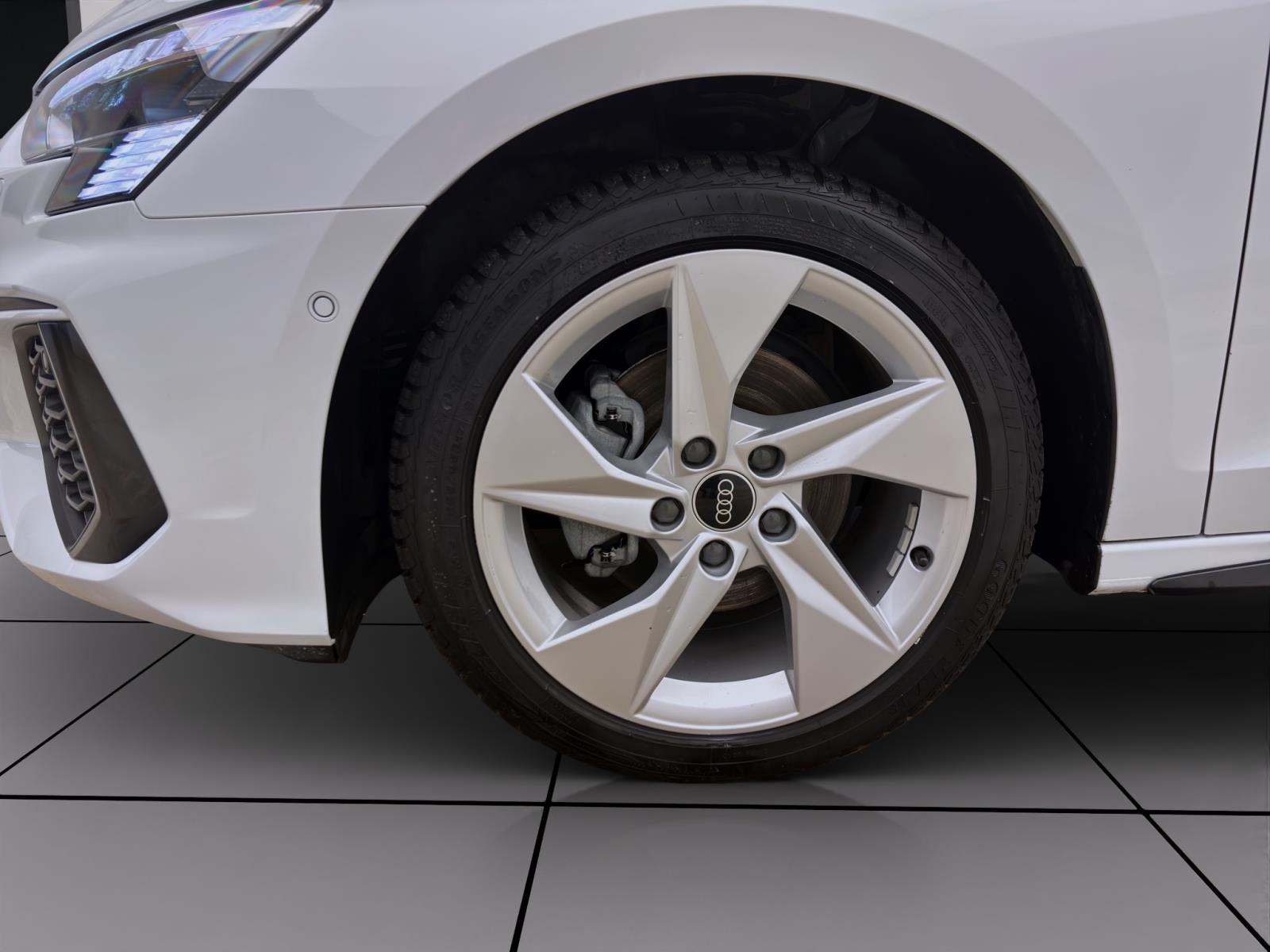 Audi A3 Sportback 35 TFSI S LINE NAVI KLIMA VIRTUAL LM17