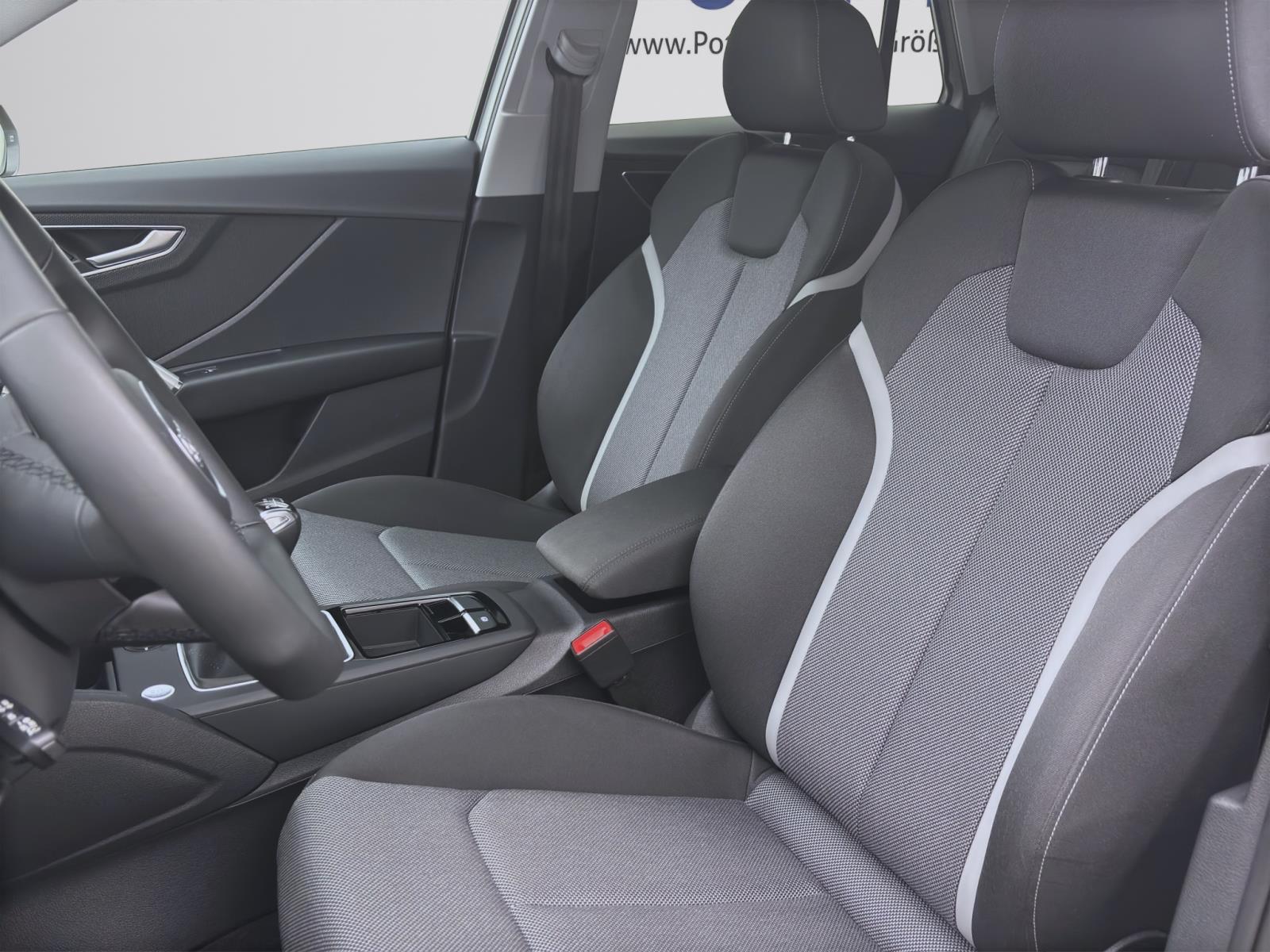 Bild 8: Audi Q2 30 TFSI ADVANCED PDC GRA VIRTUAL LM17 AHK