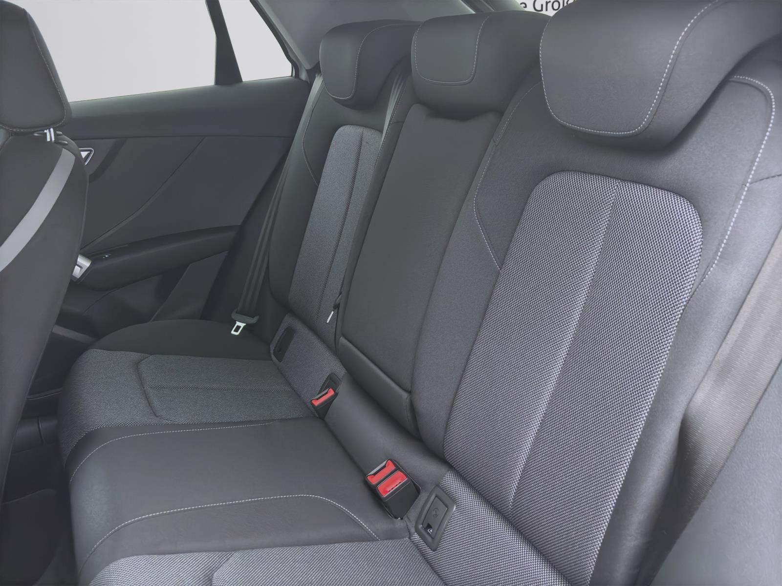 Bild 13: Audi Q2 30 TFSI ADVANCED PDC GRA VIRTUAL LM17 AHK