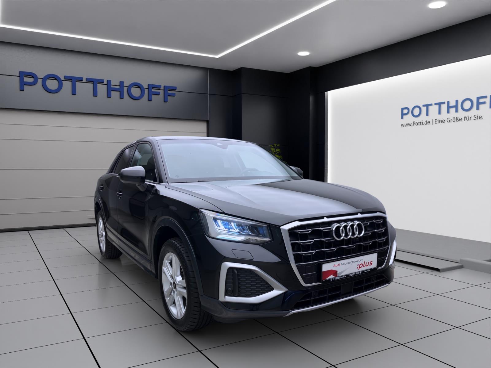 Audi Q2 30 TFSI ADVANCED PDC LED AHK LM17