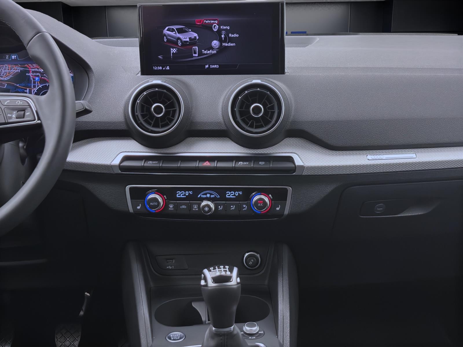 Audi Q2 30 TDI ADVANCED AHK M17 NAVI PDC