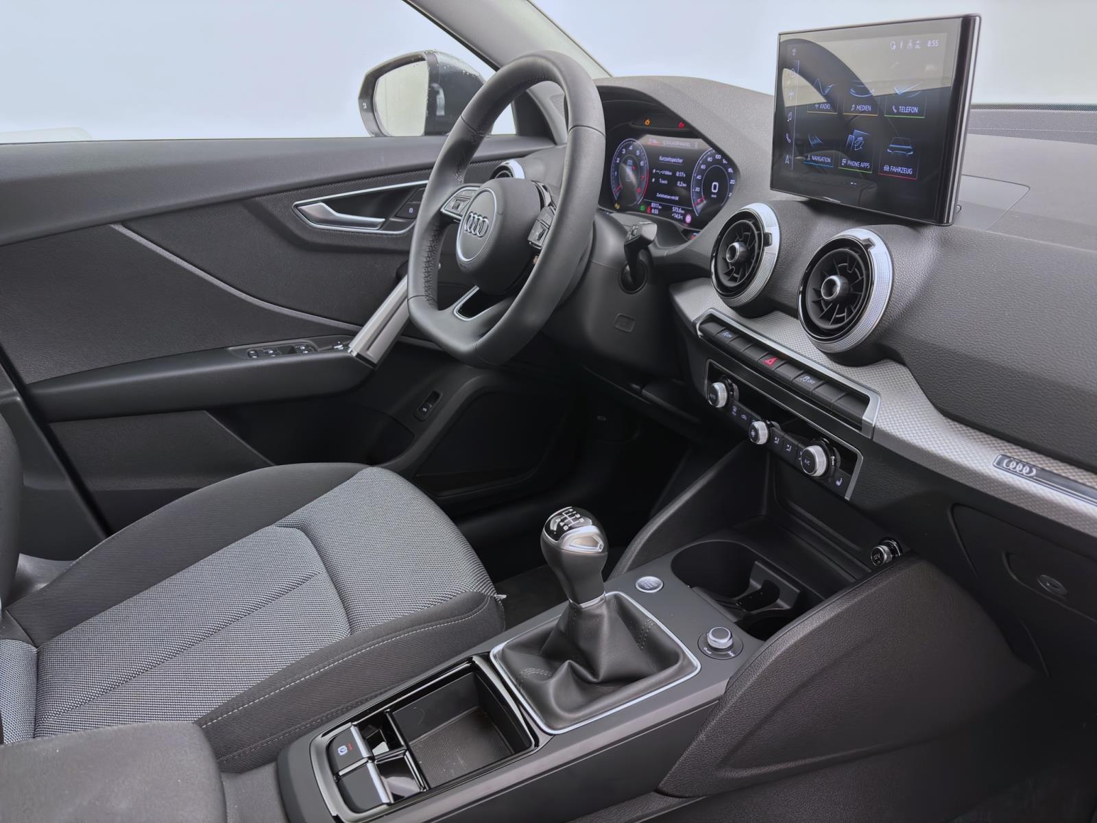 Audi Q2 30 TFSI S LINE PDC VIRTUAL AHK LM17 LED