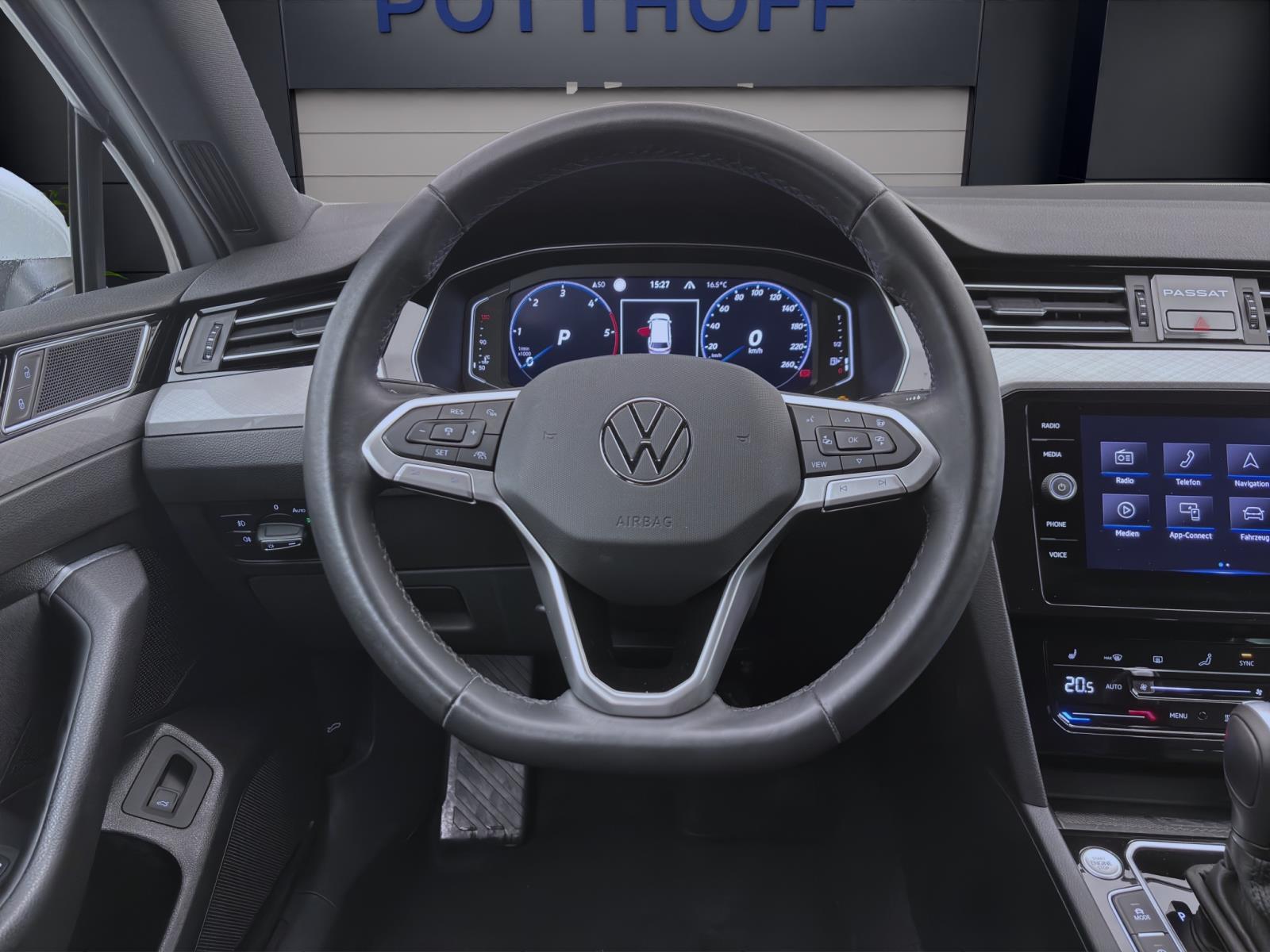 Volkswagen Passat Variant 2.0 TDI DSG BUSINESS STDHZG AHK KAMERA PDC