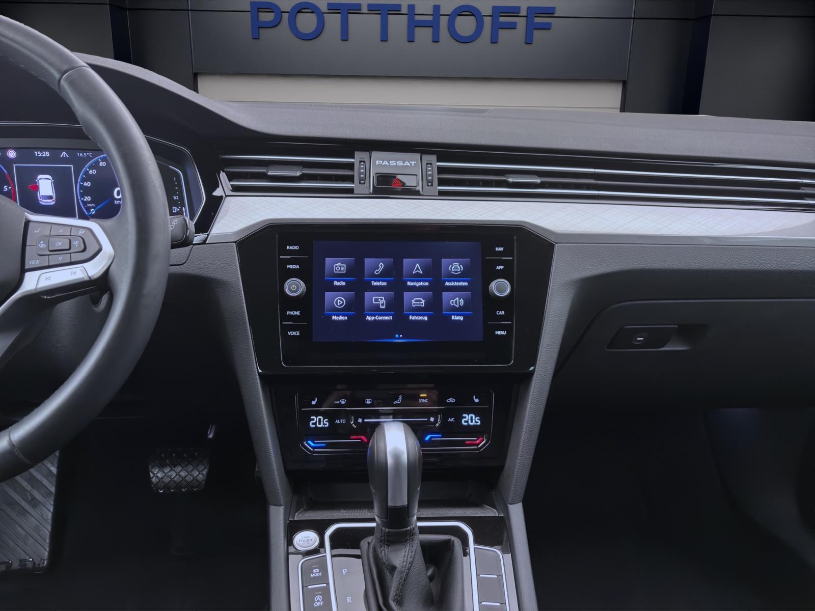 Volkswagen Passat Variant 2.0 TDI DSG BUSINESS STDHZG AHK KAMERA PDC