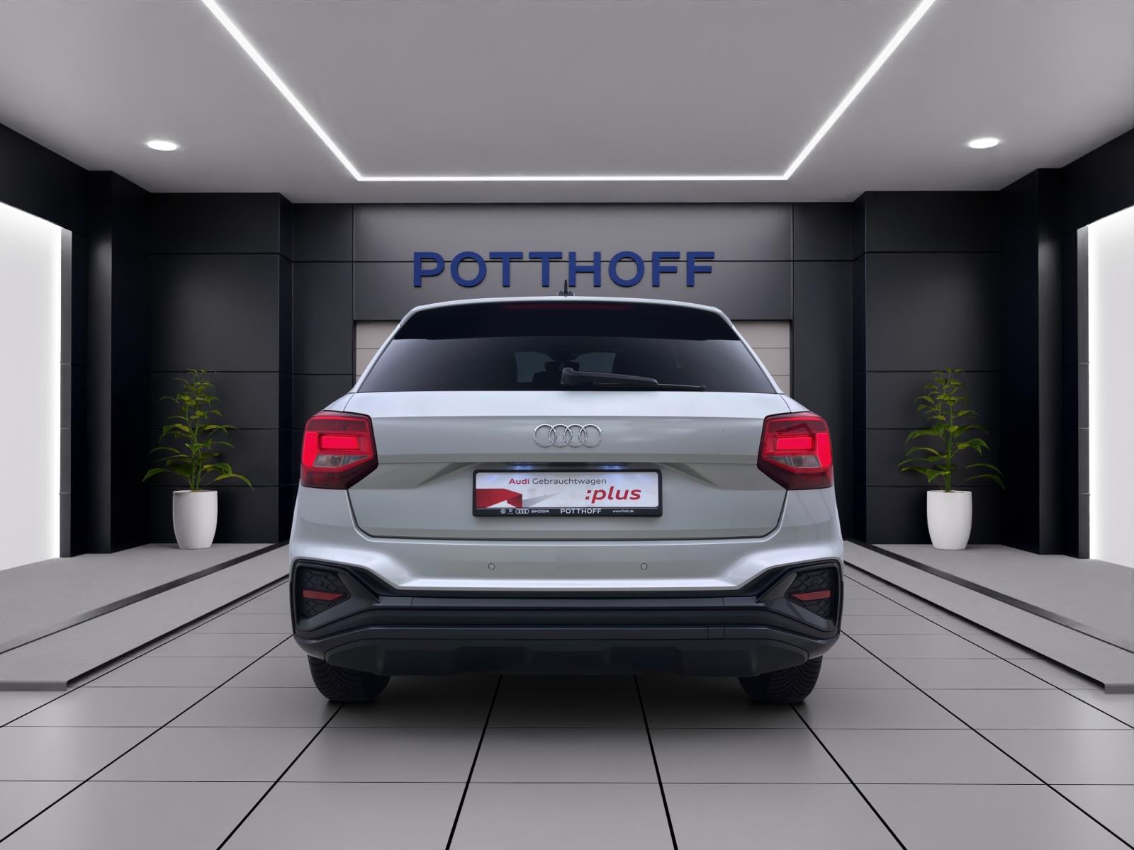 Audi Q2 30 TDI S LINE PDC LED LEDER NAVI AHK LM17