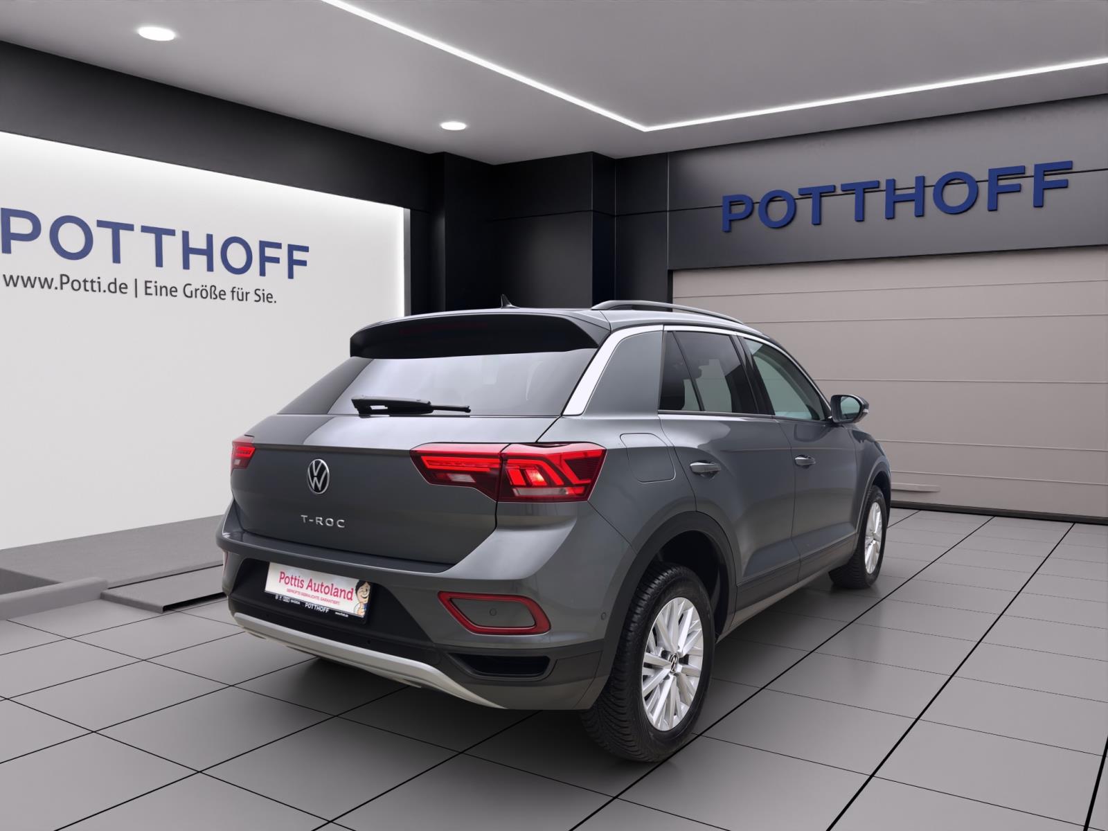 Volkswagen T-Roc 1.0 TSI LIFE NAVI D.COCKPIT PDC SITZHZG
