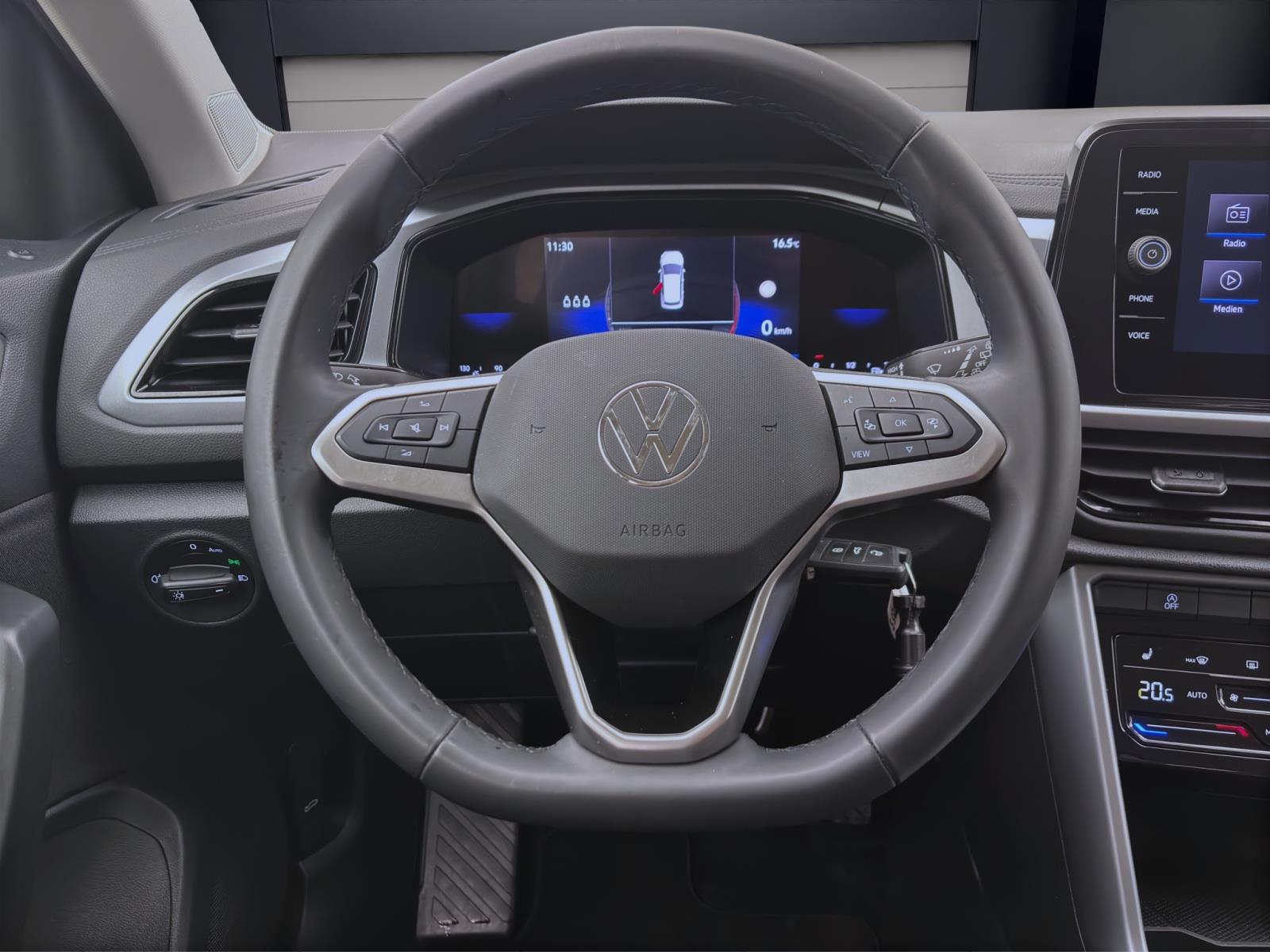 Volkswagen T-Roc 1.0 TSI LIFE NAVI D.COCKPIT PDC SITZHZG