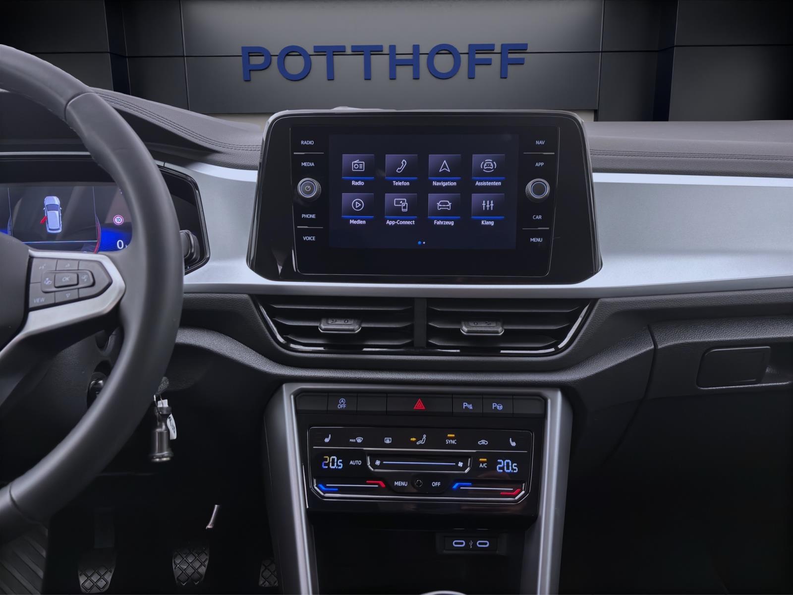 Volkswagen T-Roc 1.0 TSI LIFE NAVI D.COCKPIT PDC SITZHZG