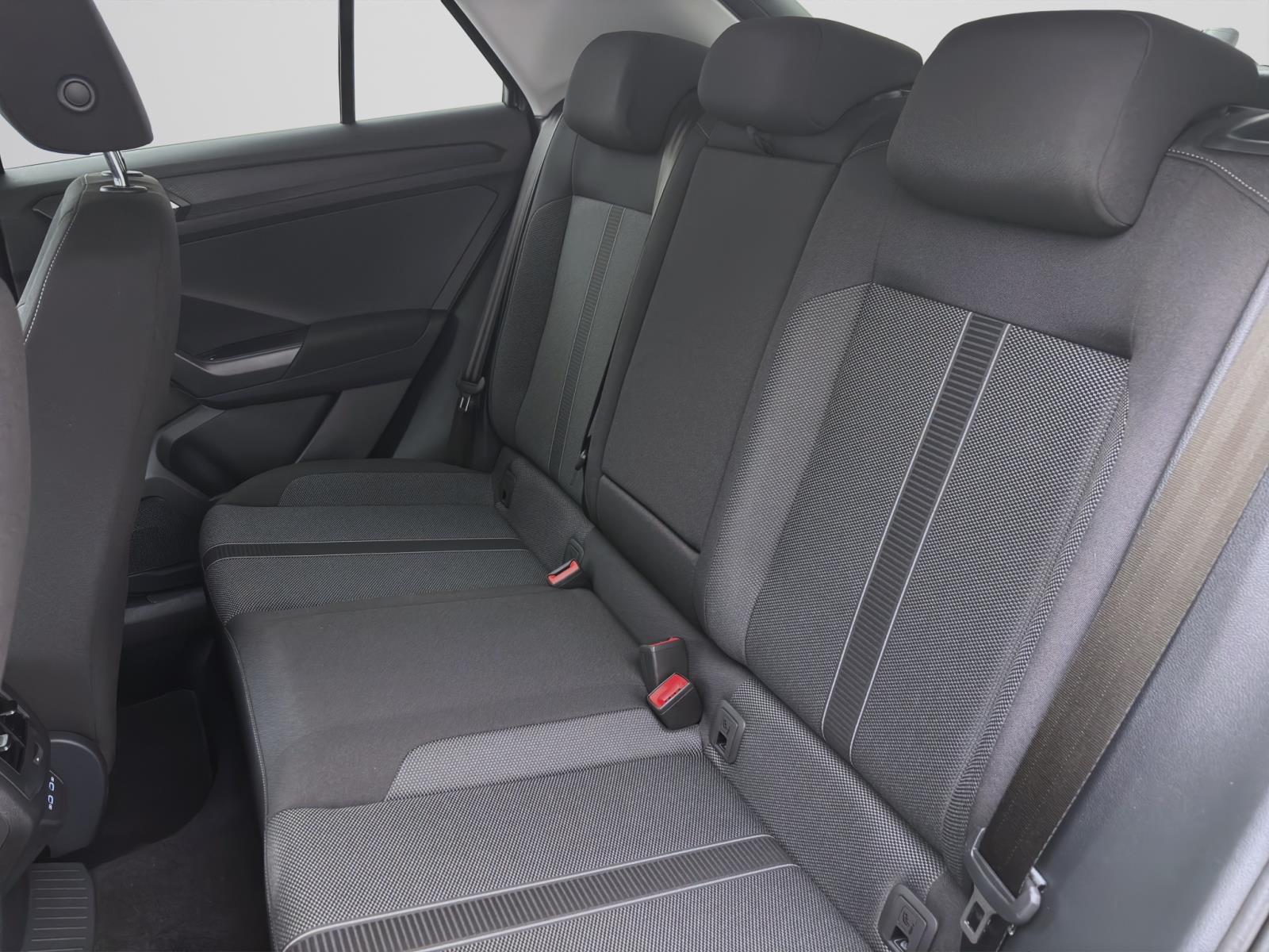 Volkswagen T-Roc 1.0 TSI LIFE NAVI PDC LED LM16