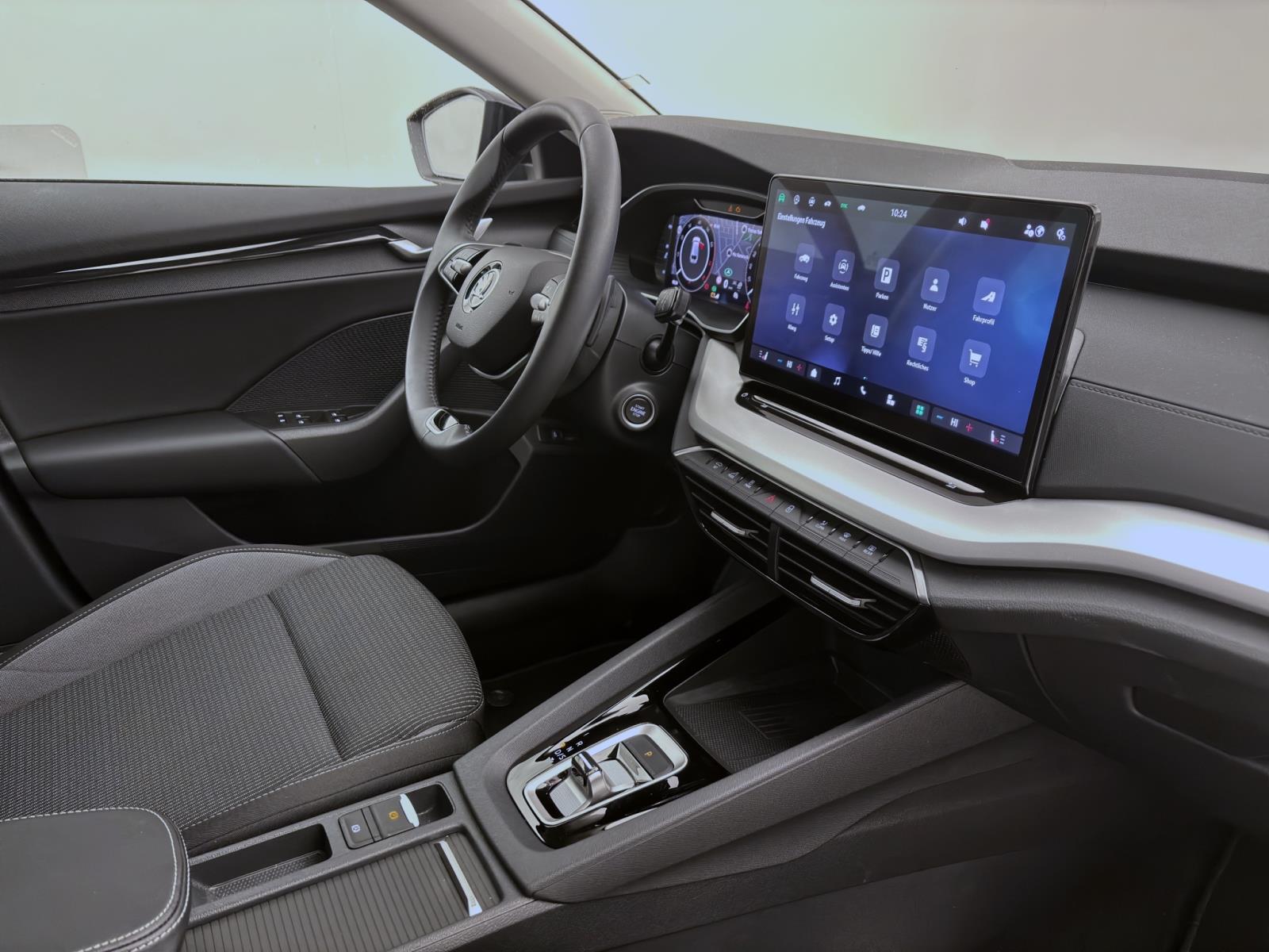 Skoda Octavia Combi 1.5 eTSI DSG SELECTION NAVI ACC PDC SITZHZG