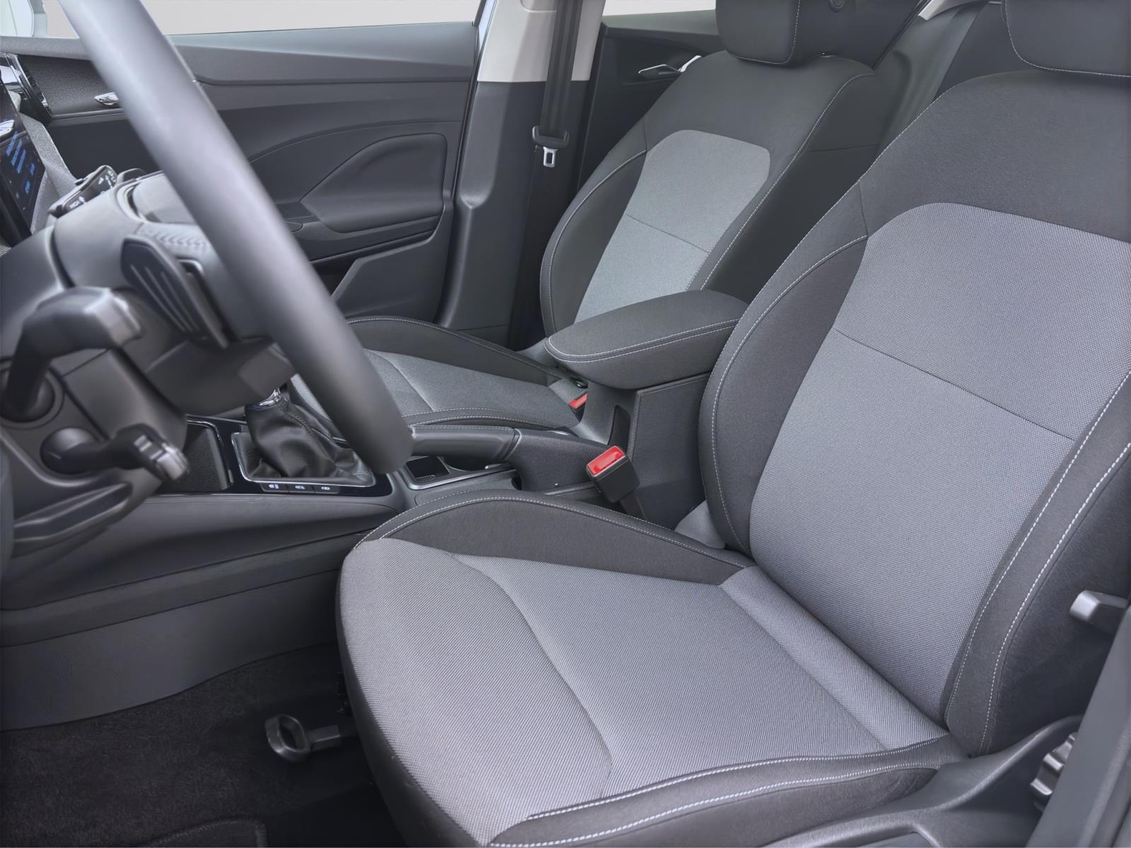 Skoda Fabia 1.0 TSI DSG SELECTION PANO NAVI SITZHZG ACC