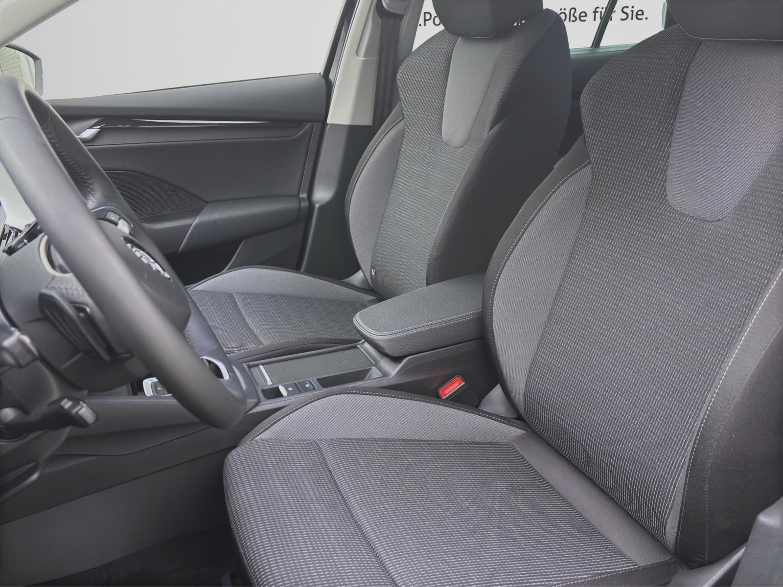 Skoda Octavia Combi 1.5 eTSI DSG SELECTION NAVI ACC SITZHZG KLIMA