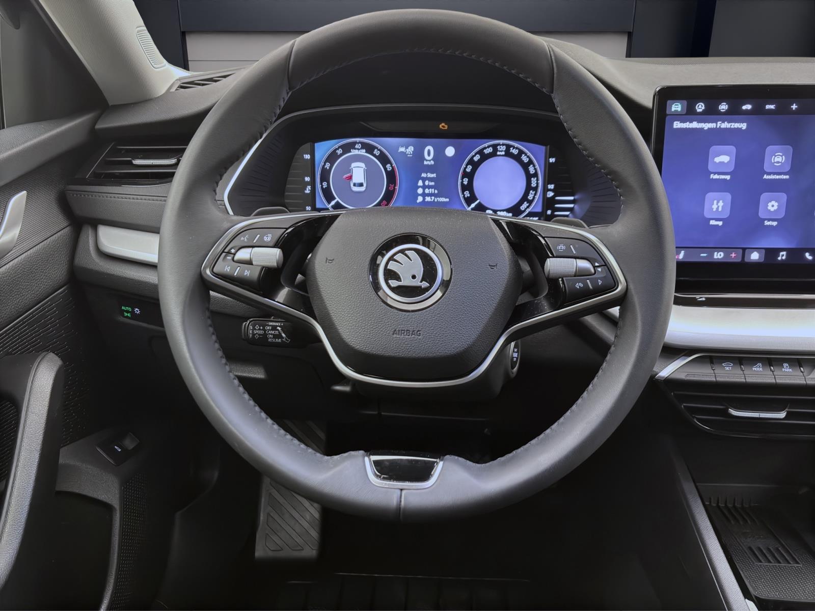 Skoda Octavia Combi 1.5 eTSI DSG SELECTION NAVI ACC SITZHZG KLIMA