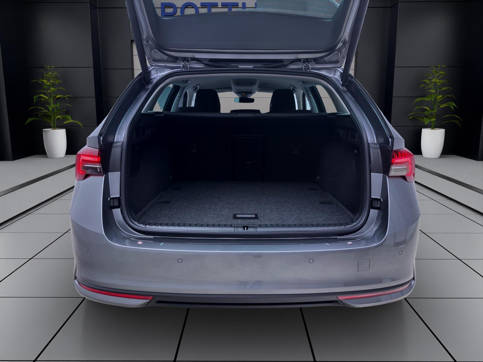 Skoda Octavia Combi 1.5 eTSI DSG SELECTION NAVI KLIMA PDC ACC