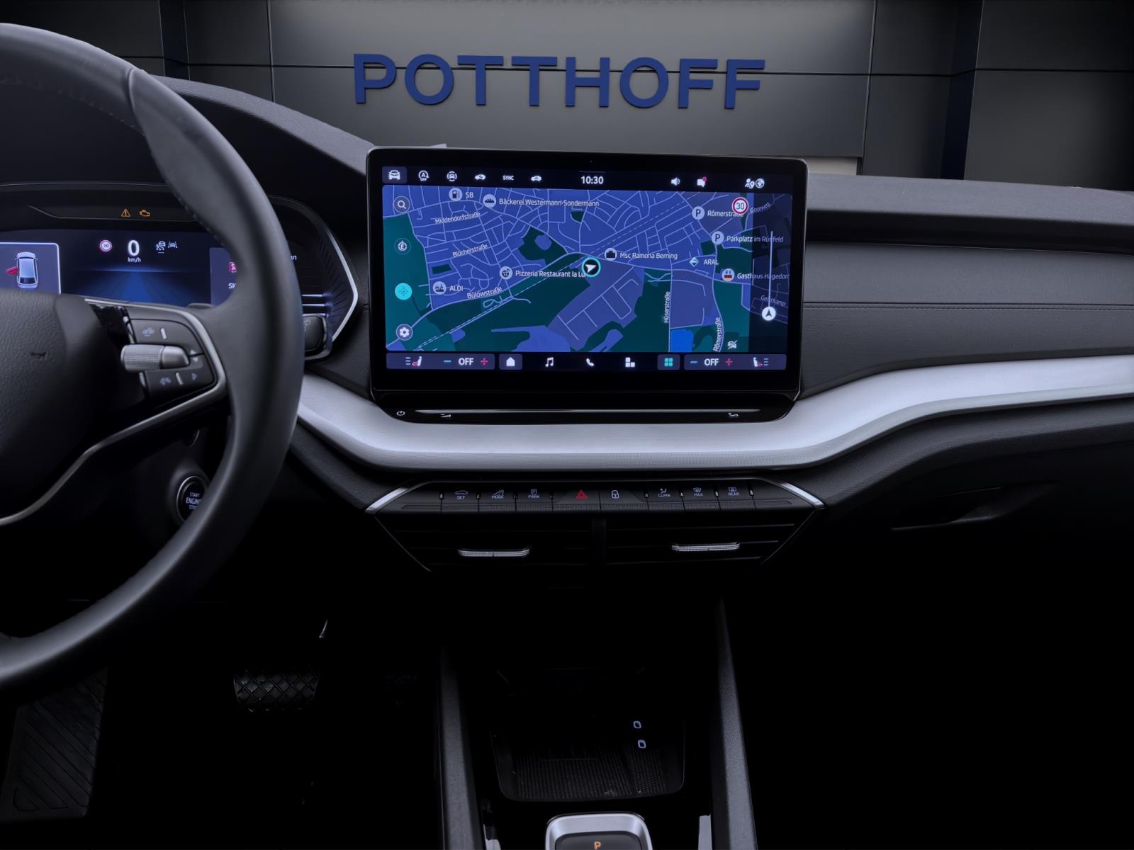 Skoda Octavia Combi 1.5 eTSI DSG SELECTION NAVI KLIMA PDC LED