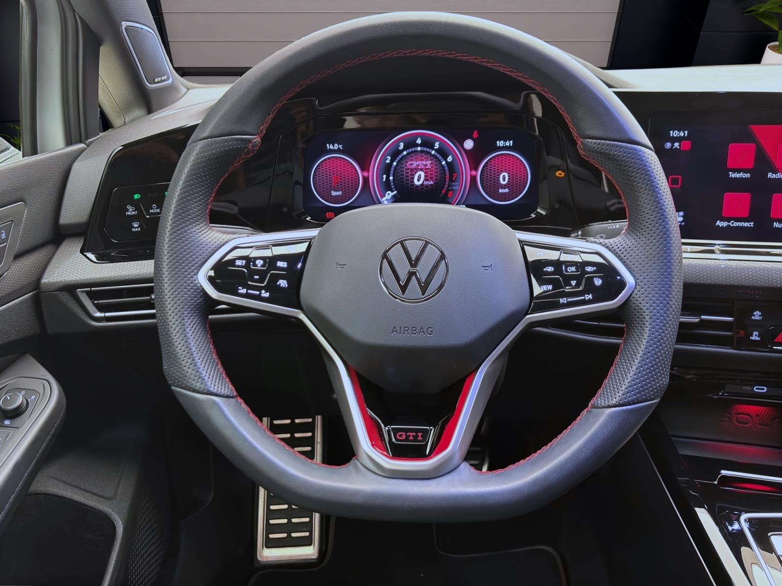 Volkswagen Golf GTI CLUBSPORT HuD LEDER PANO HARMAN