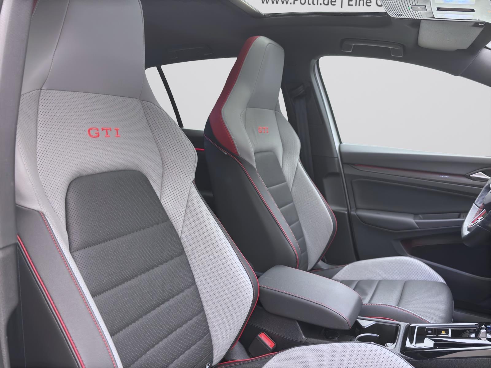 Volkswagen Golf GTI CLUBSPORT HuD LEDER PANO HARMAN