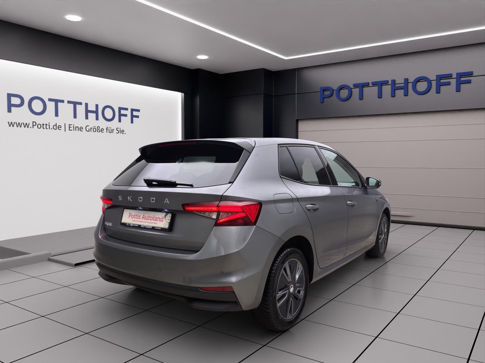 Skoda Fabia 1.0 TSI DSG SELECTION PANO NAVI SITZHZG ACC