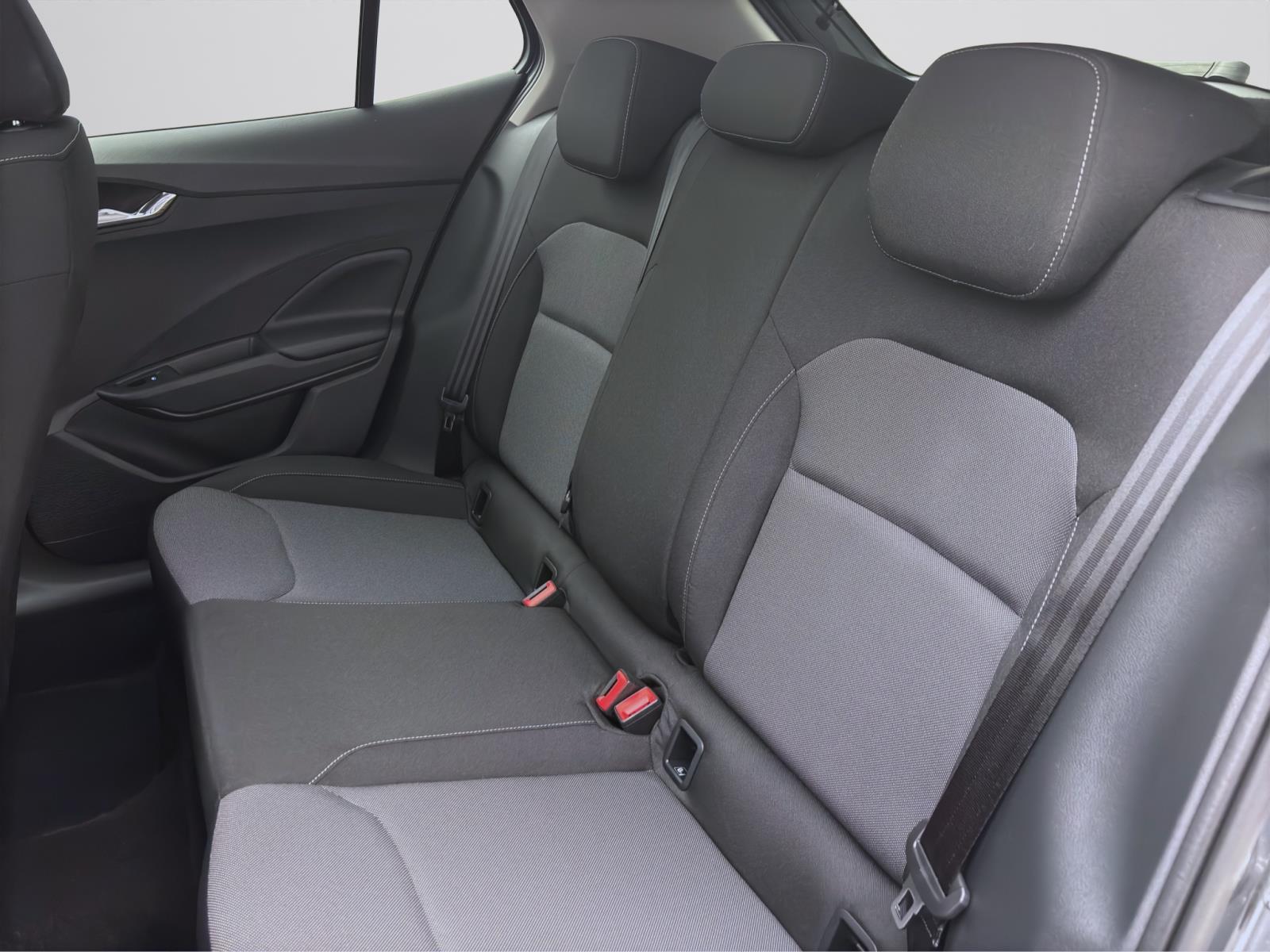 Skoda Fabia 1.0 TSI DSG SELECTION PANO NAVI LED SITZHZG