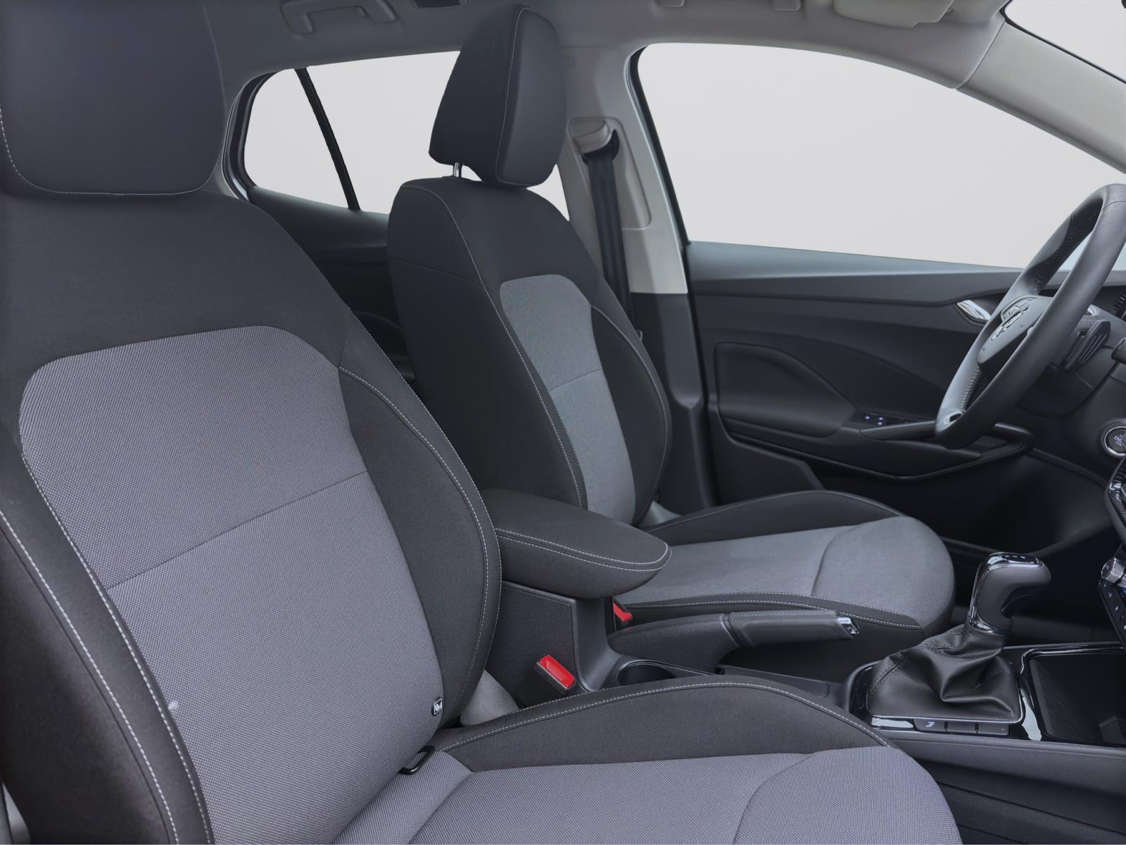 Skoda Fabia 1.0 TSI DSG SELECTION PANO NAVI LED SITZHZG
