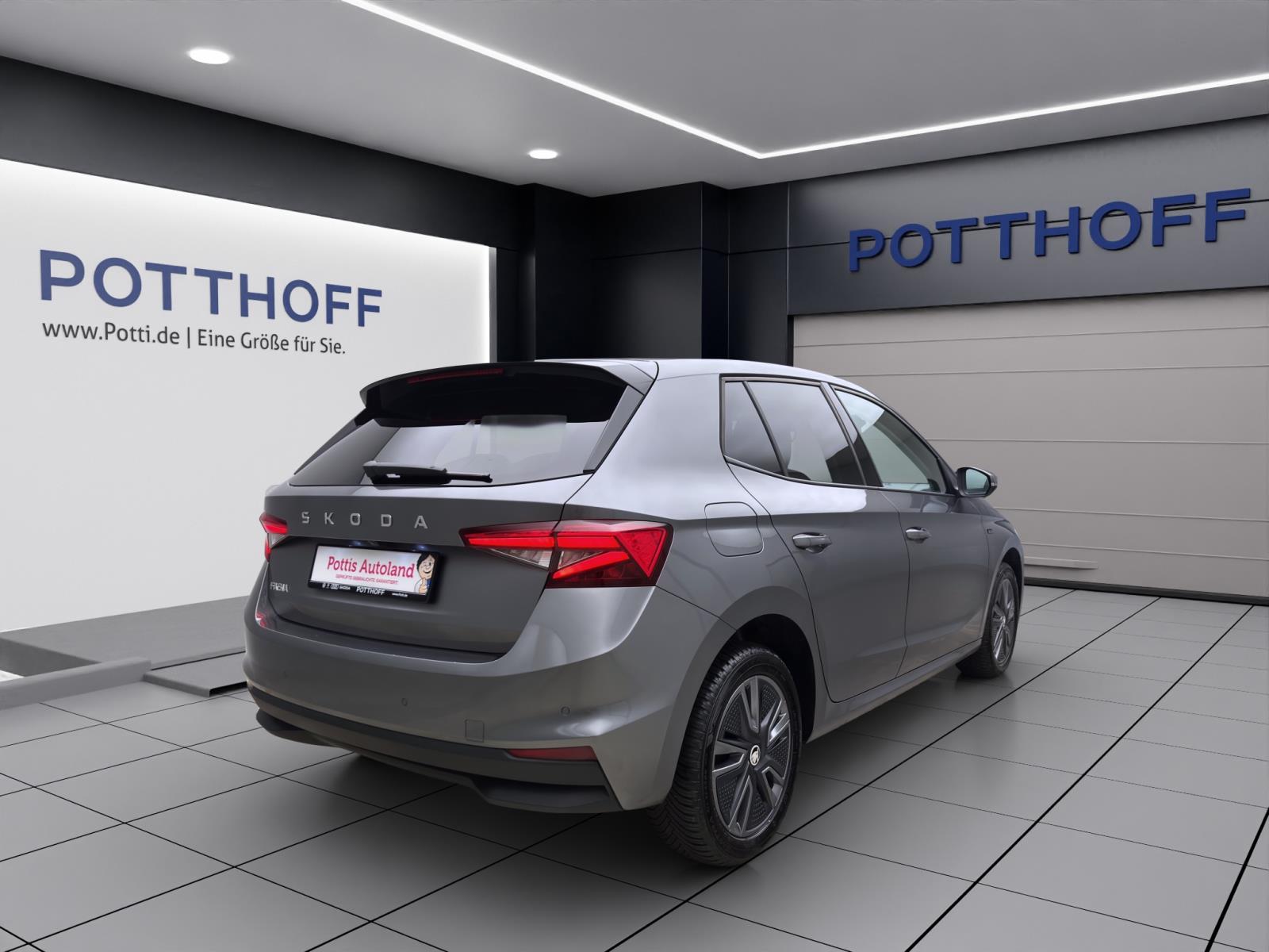Skoda Fabia 1.0 TSI DSG SELECTION PANO NAVI SITZHZG ACC