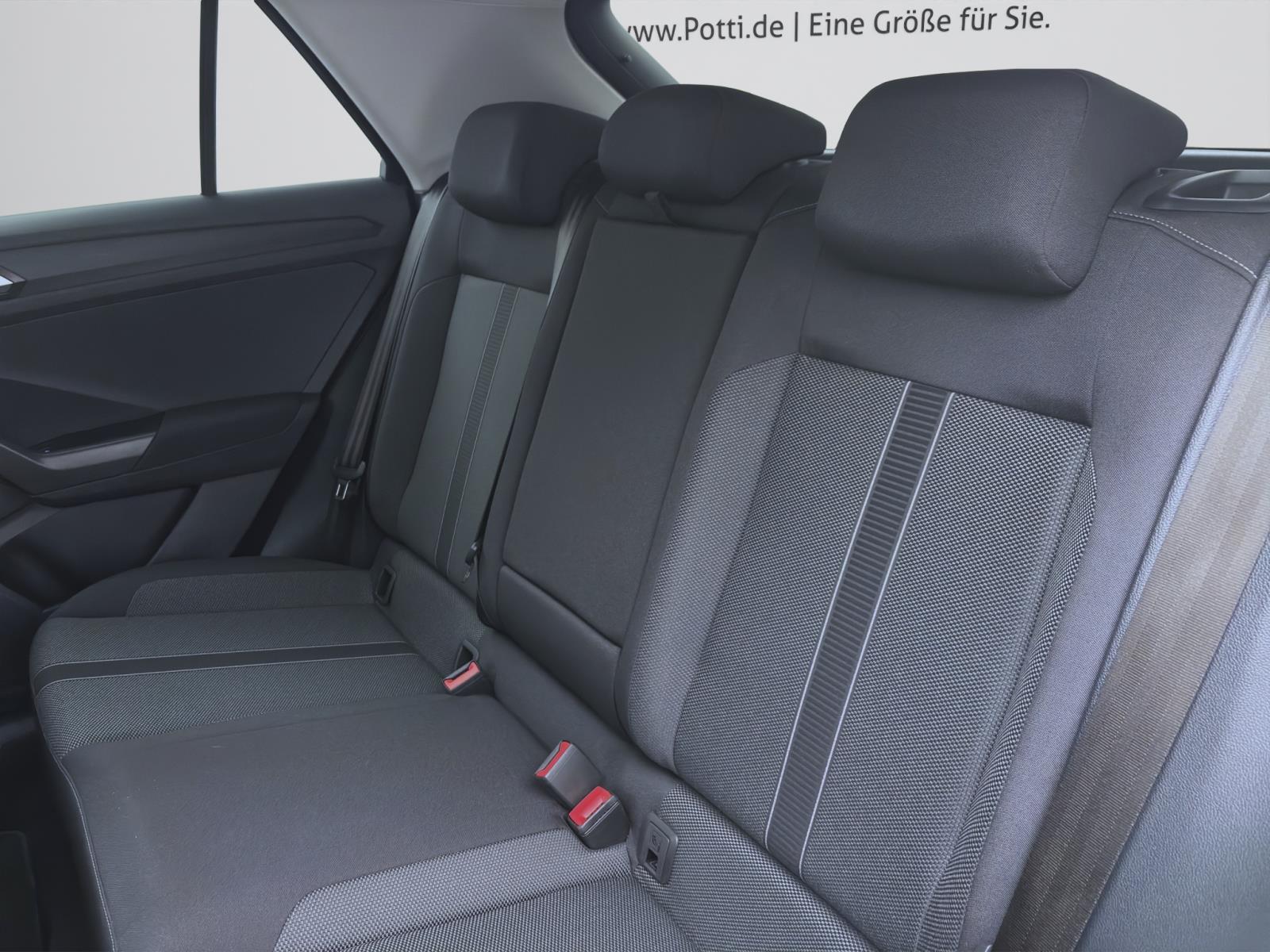 Volkswagen T-Roc 1.0 TSI LIFE NAVI KLIMA PDC SITZHZG