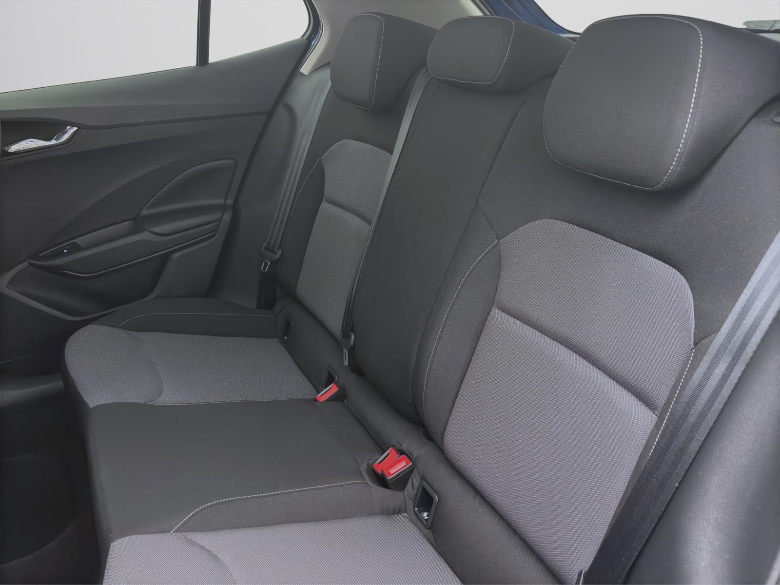 Skoda Fabia 1.0 TSI DSG SELECTION PANO NAVI SITZHZG ACC