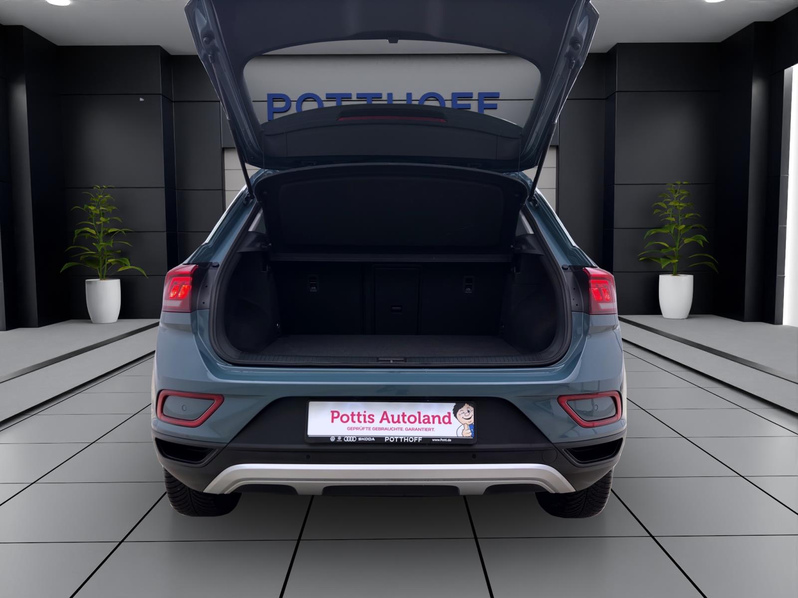 Volkswagen T-Roc 1.0 TSI LIFE NAVI KLIMA PDC SITZHZG