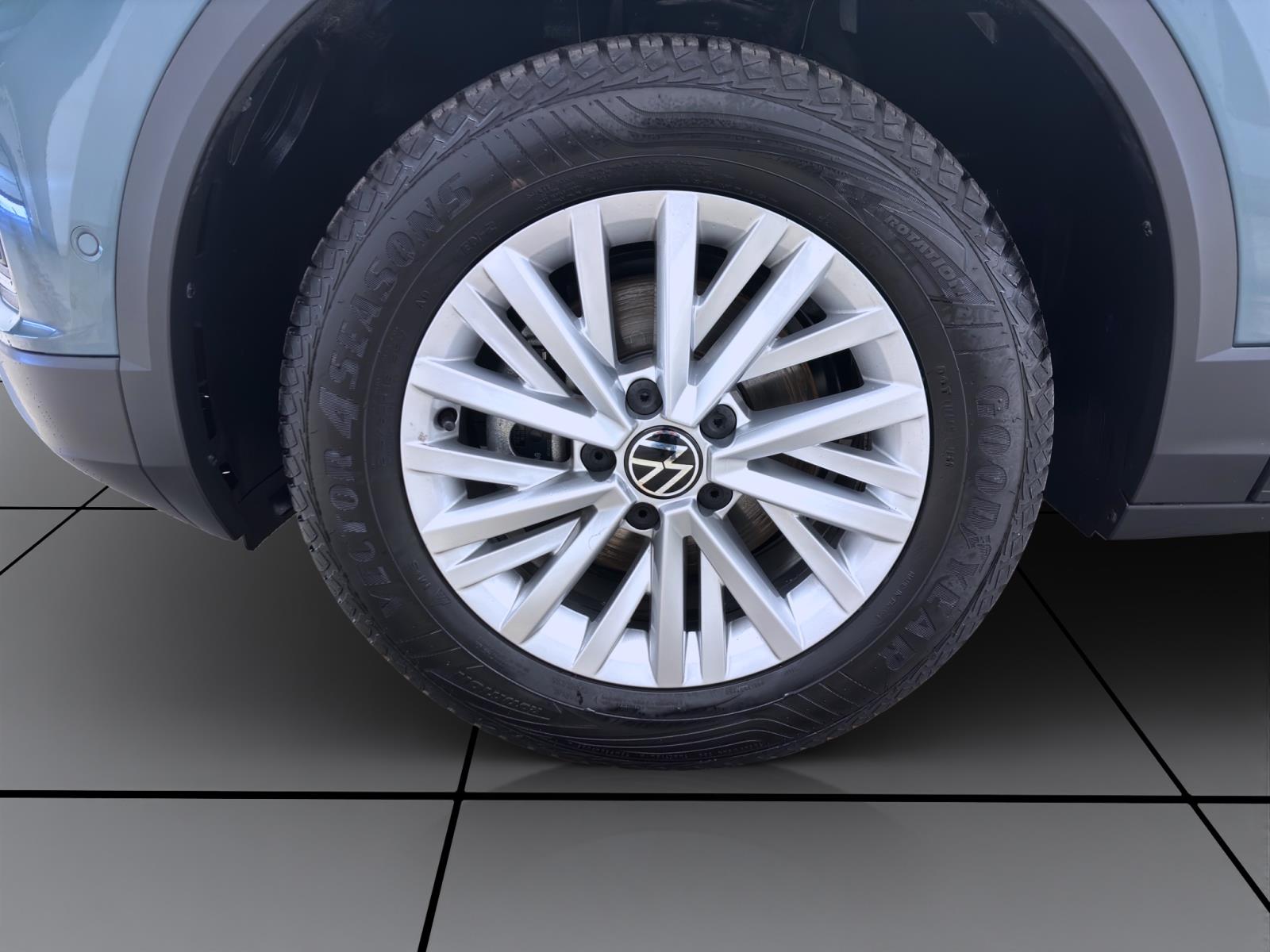 Volkswagen T-Roc 1.0 TSI LIFE NAVI KLIMA PDC SITZHZG