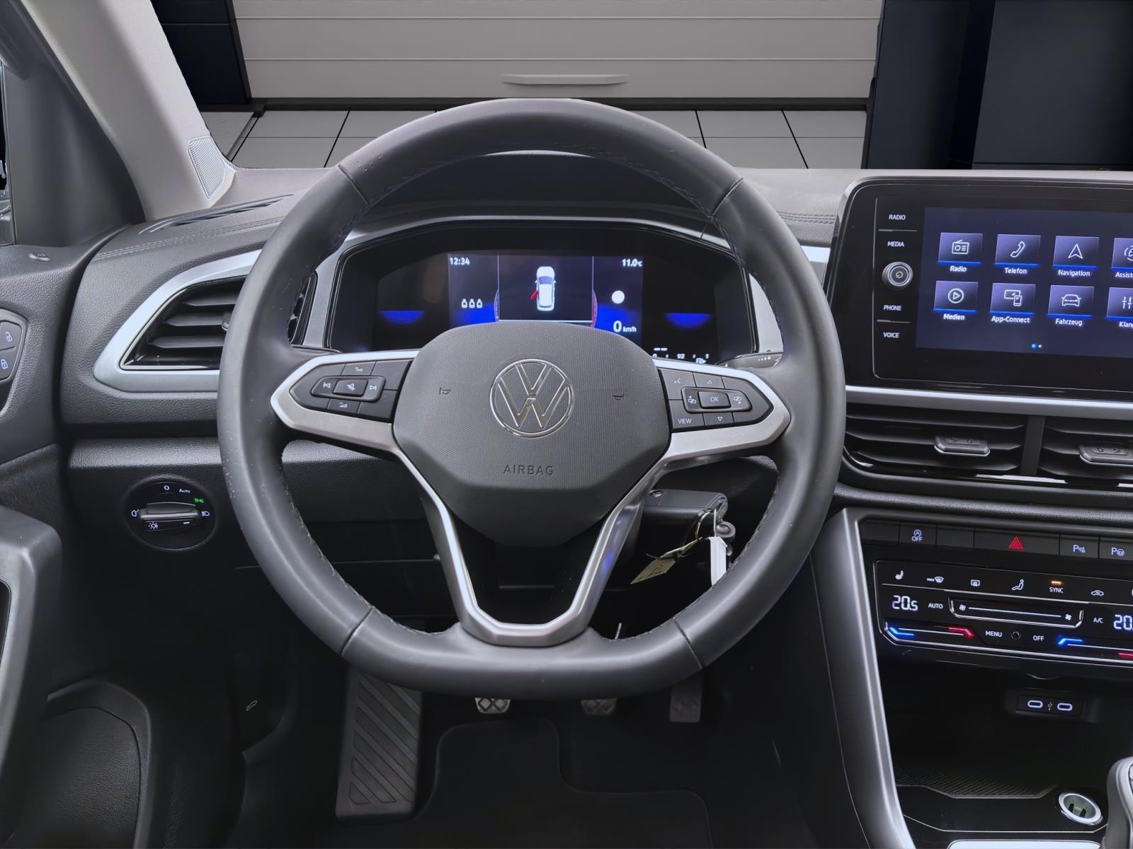 Volkswagen T-Roc 1.0 TSI LIFE NAVI KLIMA PDC SITZHZG