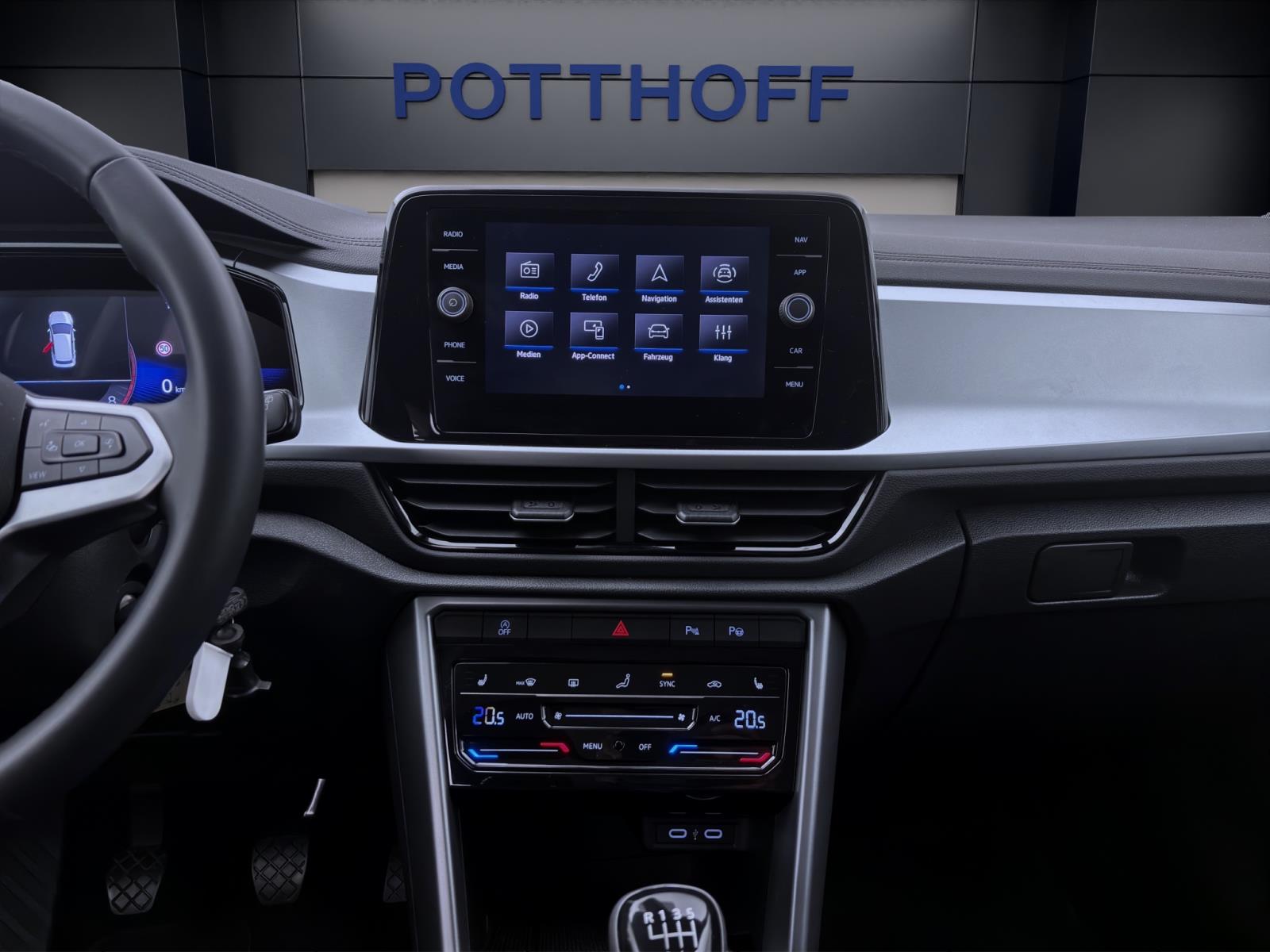 Volkswagen T-Roc 1.0 TSI LIFE NAVI KLIMA PDC SITZHZG