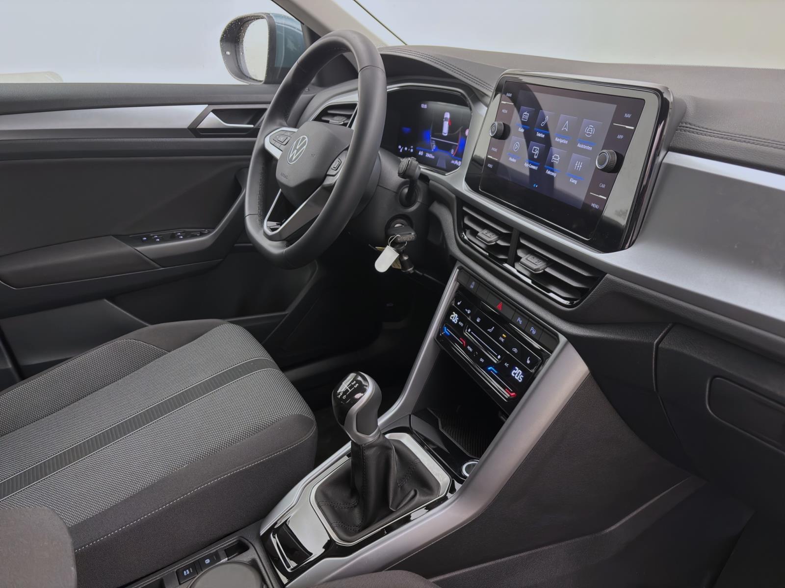 Volkswagen T-Roc 1.0 TSI LIFE NAVI KLIMA PDC SITZHZG