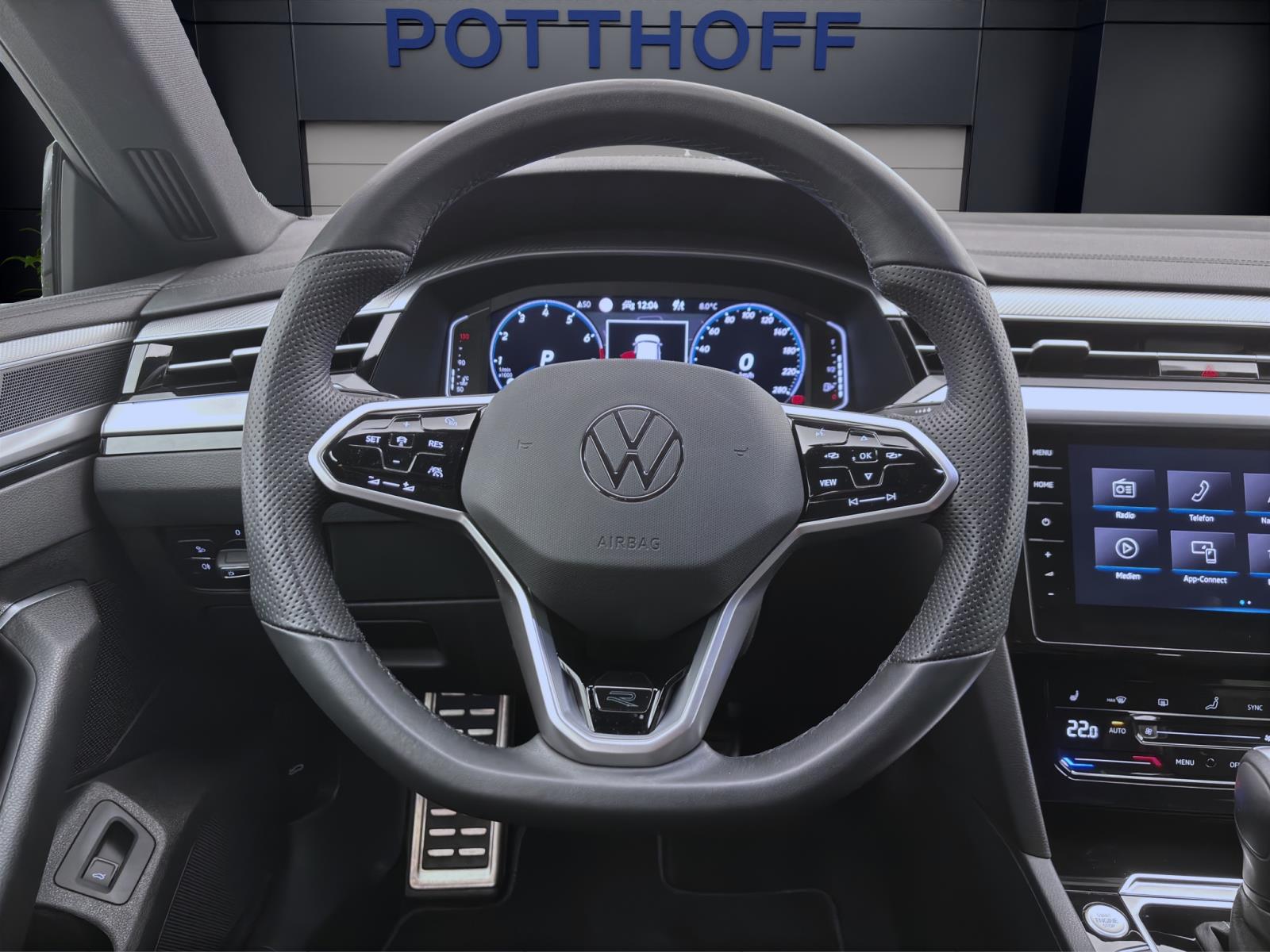 Volkswagen Arteon Shooting Brake 2.0 TSI DSG R-LINE PANO IQ.LIGHT KAMERA
