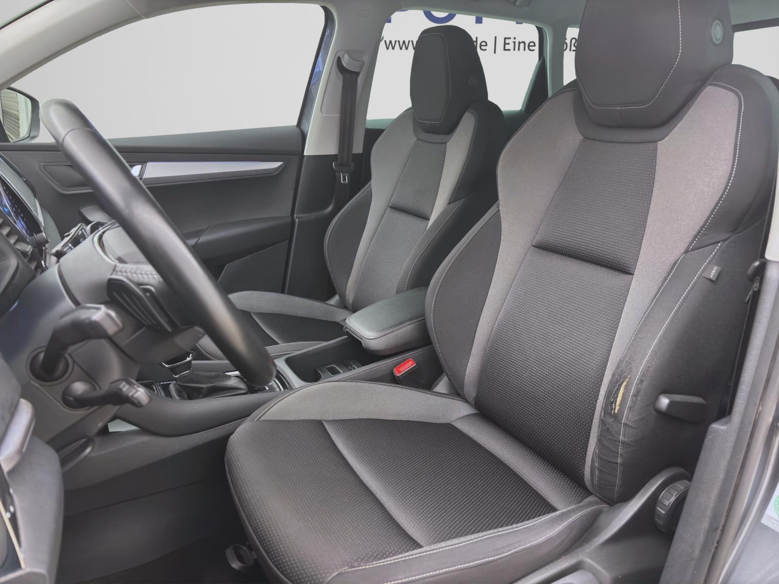 Bild 8: Skoda Karoq 2.0 TDI DSG TOUR AHK NAVI LED ACC SITZHZG