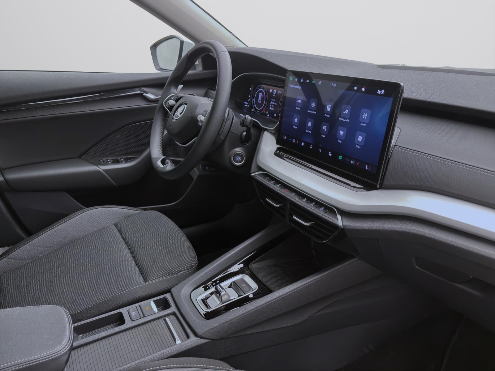 Skoda Octavia Combi 1.5 eTSI DSG SELECTION NAVI KLIMA PDC SITZHZG