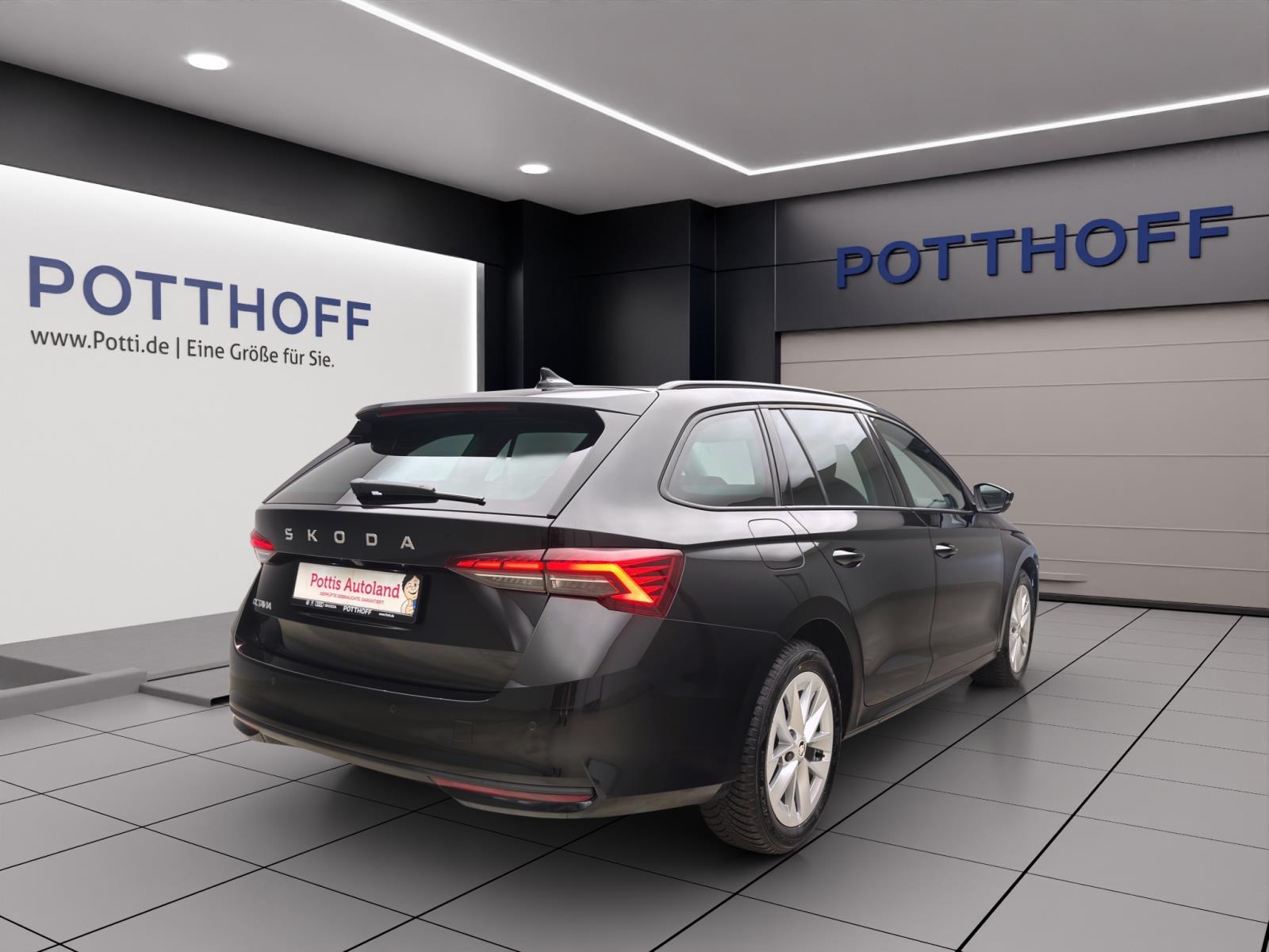 Skoda Octavia Combi 1.5 eTSI DSG SELECTION NAVI KLIMA PDC