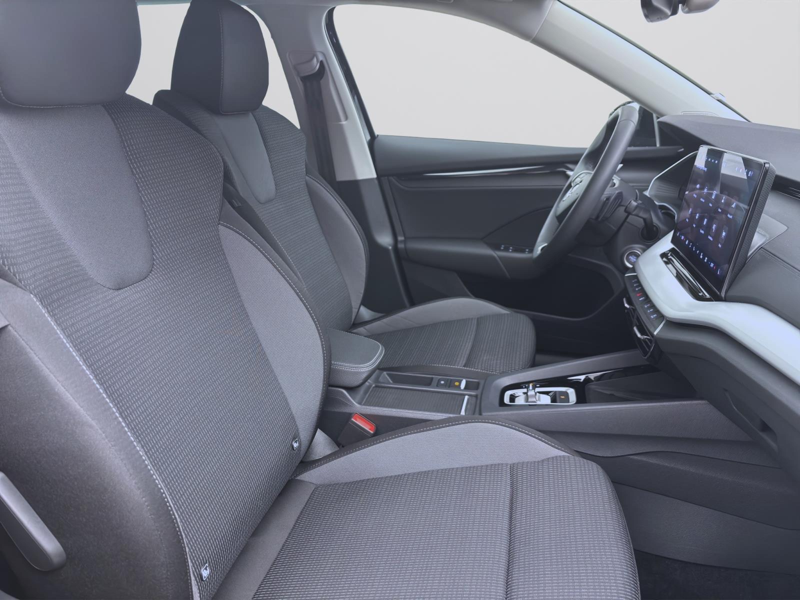 Skoda Octavia Combi 1.5 eTSI DSG SELECTION NAVI KLIMA PDC