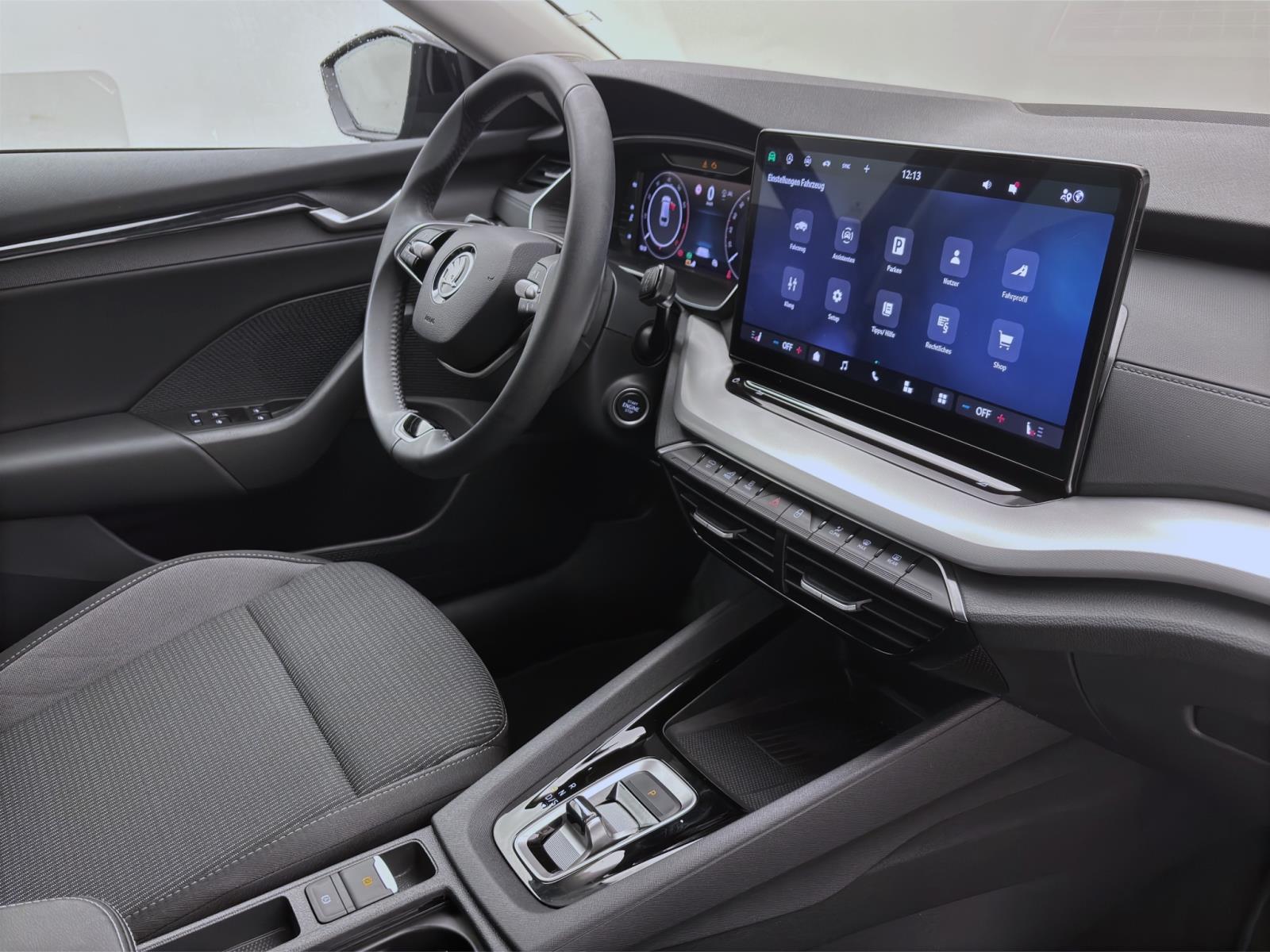 Skoda Octavia Combi 1.5 eTSI DSG SELECTION NAVI KLIMA SITZHZG