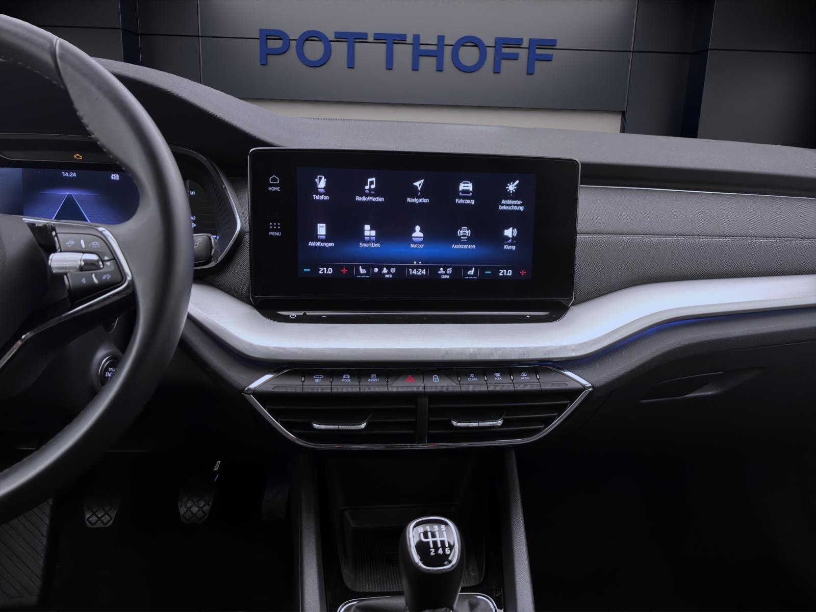 Skoda Octavia Combi 2.0 TDI STYLE NAVI AHK PDC ACC