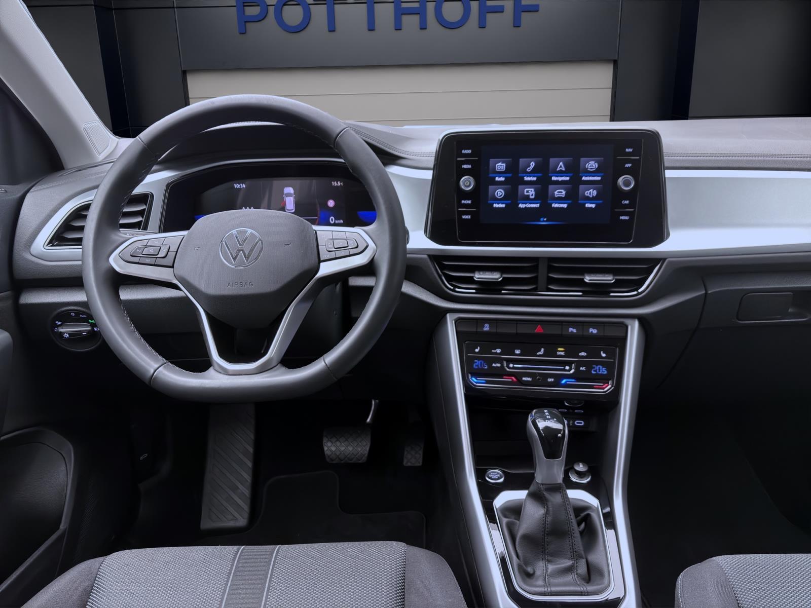 Volkswagen T-Roc 1.5 TSI DSG LIFE NAVI KAMERA ACC PDC
