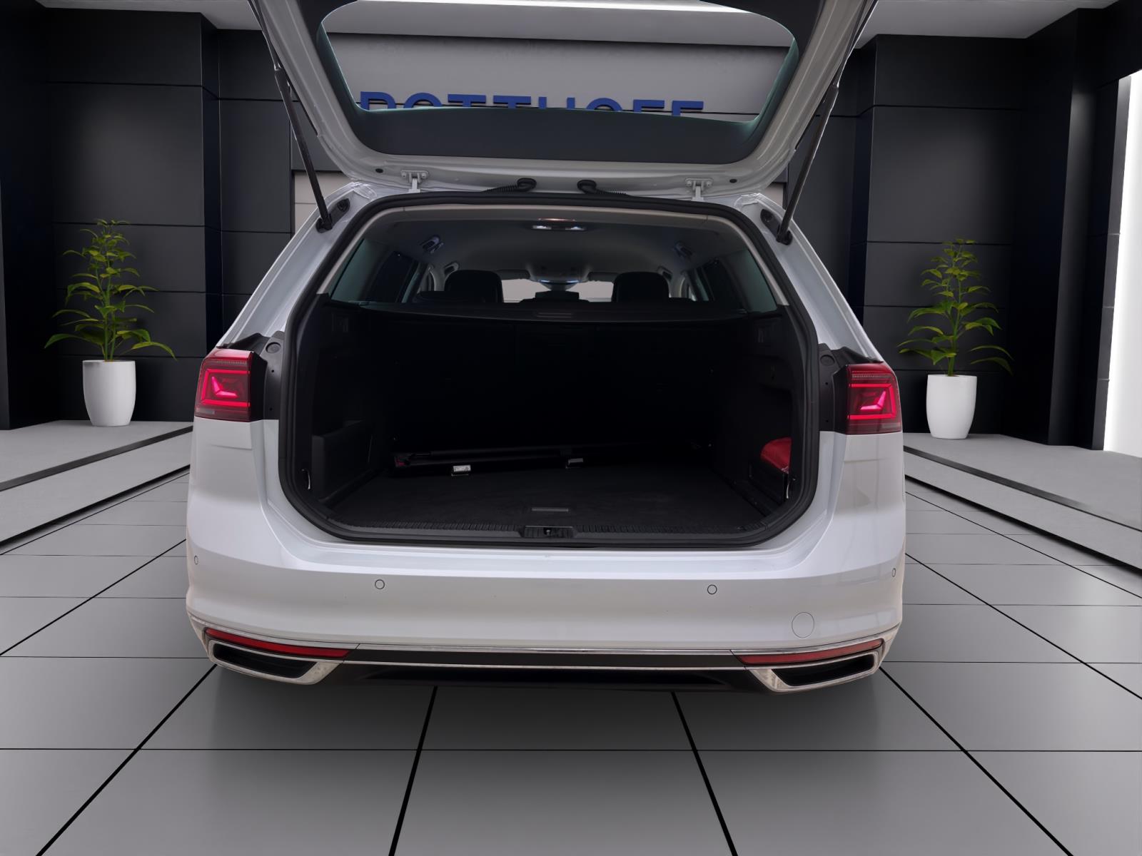 Volkswagen Passat Variant 2.0 TDI DSG ELEGANCE STDHZG NAVI KAMERA KLIMA