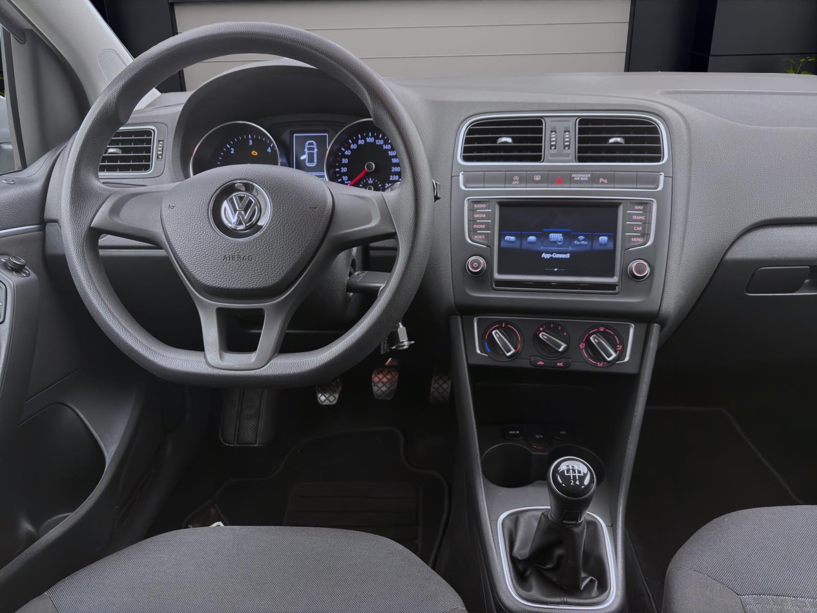 Volkswagen Polo 1.4 TDI COMFORTLINE NAVI PDC KLIMA