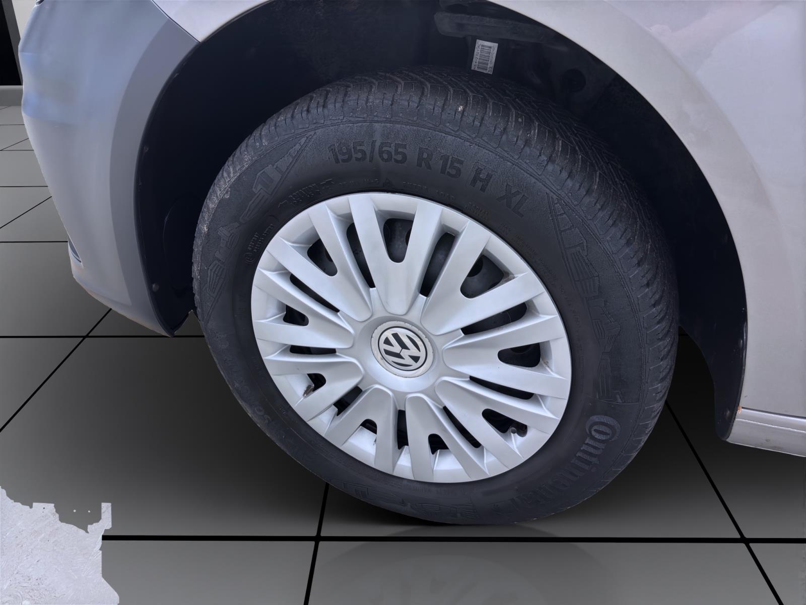 Volkswagen Caddy 2.0 TDI NAVI BI-XENON PDC KLIMA