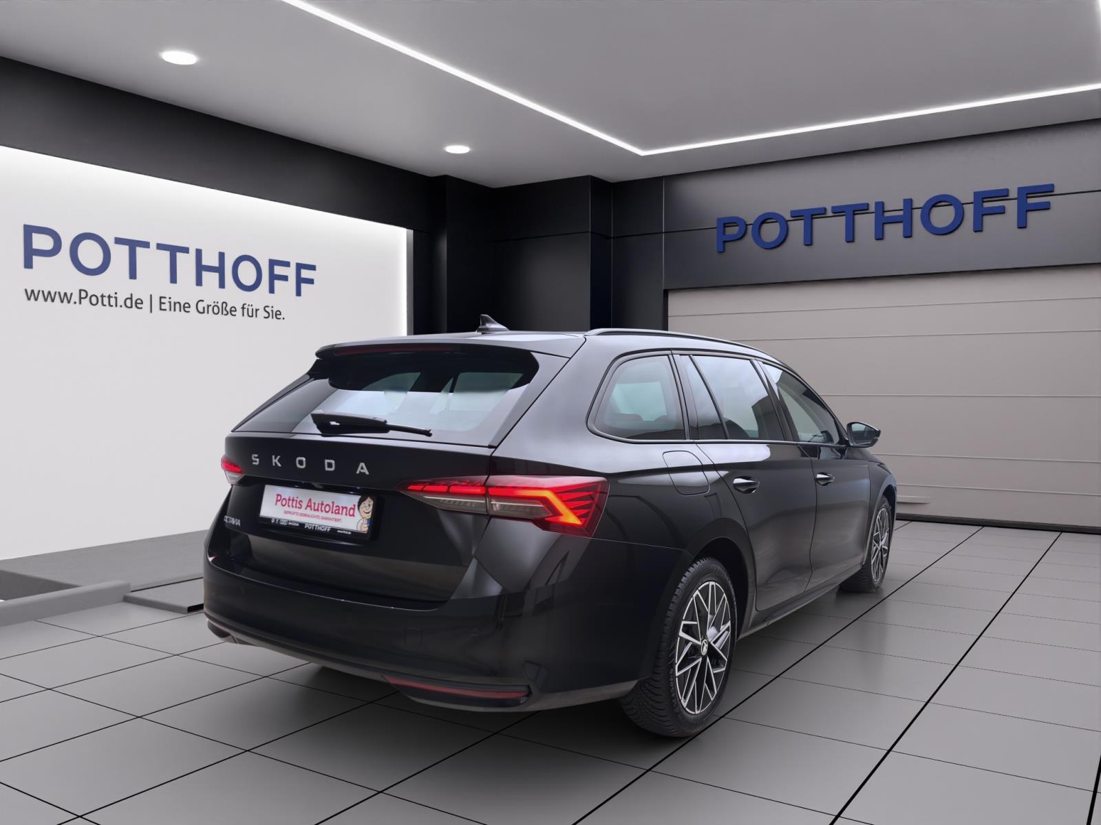 Skoda Octavia Combi 2.0 TDI DSG SELECTION NAVI MATRIX ACC PDC