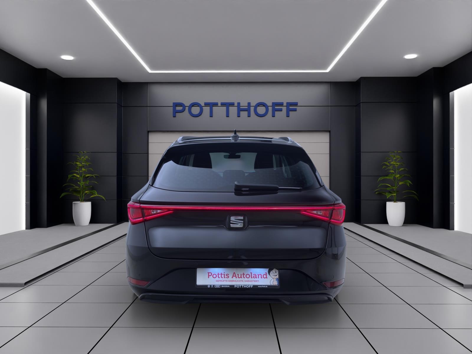 Seat Leon Sportstourer 1.5 eTSI DSG STYLE NAVI PDC SITZHZG