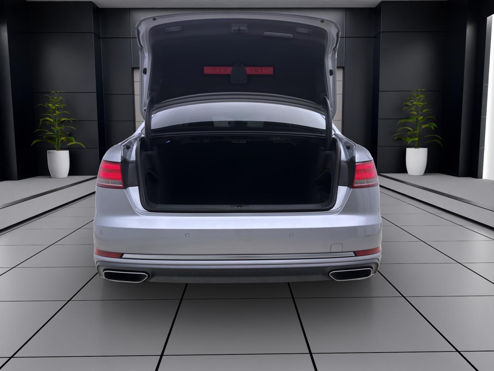 Audi A4 40 TFSI SPORT AHK NAVI XENON SITZHZG