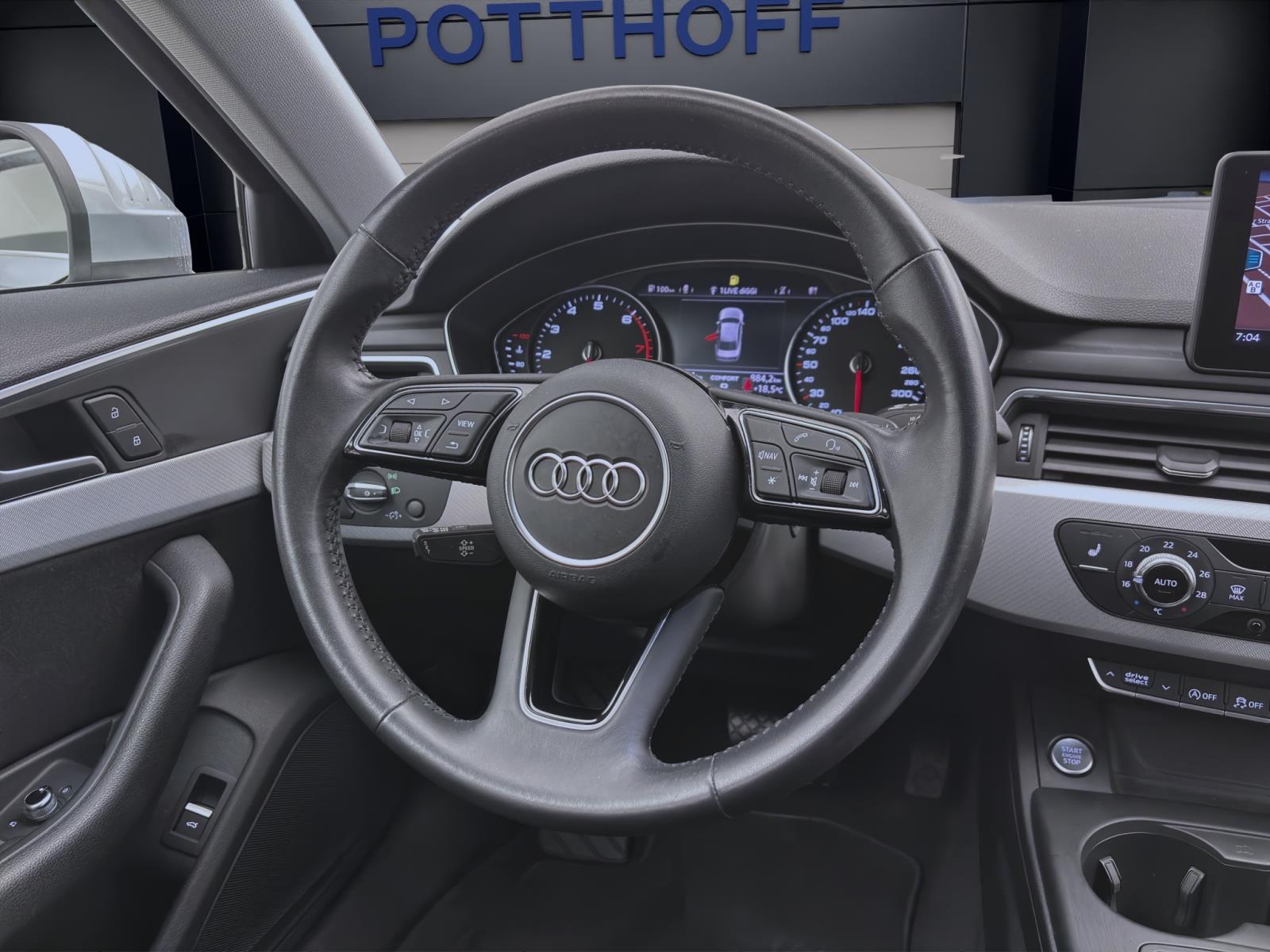 Audi A4 40 TFSI SPORT AHK NAVI XENON SITZHZG