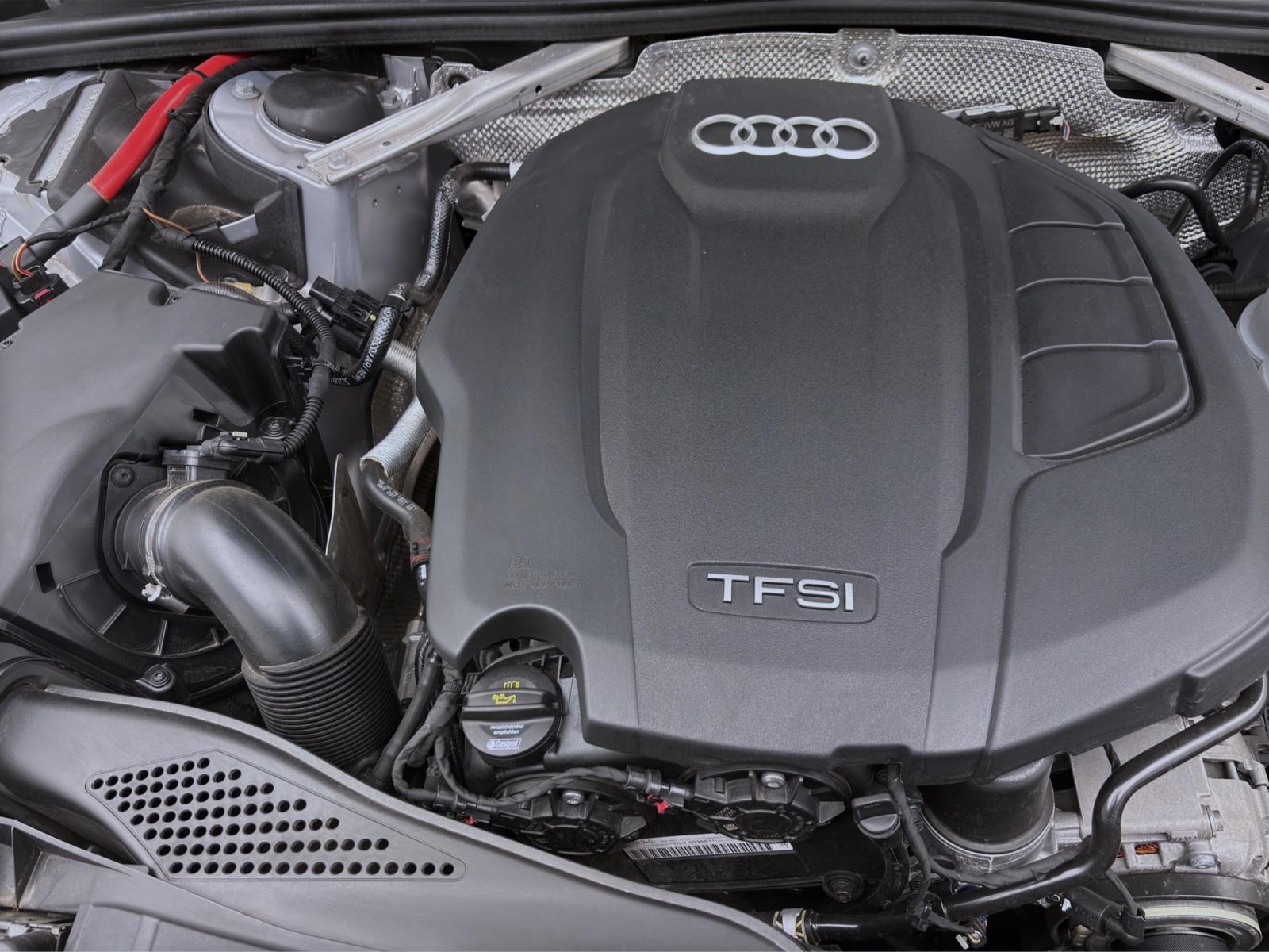 Audi A4 40 TFSI SPORT AHK NAVI XENON SITZHZG
