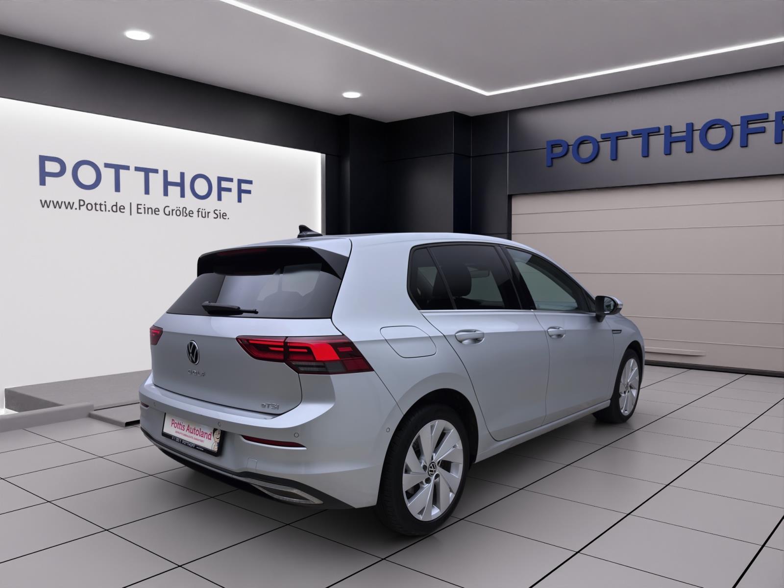 Bild 4: Volkswagen Golf 1.5 eTSI DSG STYLE AHK NAVI KAMERA SITZHZG